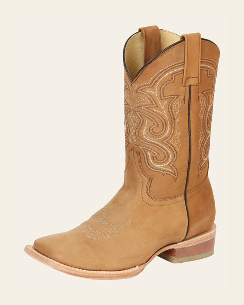 100 Años Men’s Rodeo Boot - Honey 43538 on a warm cream background