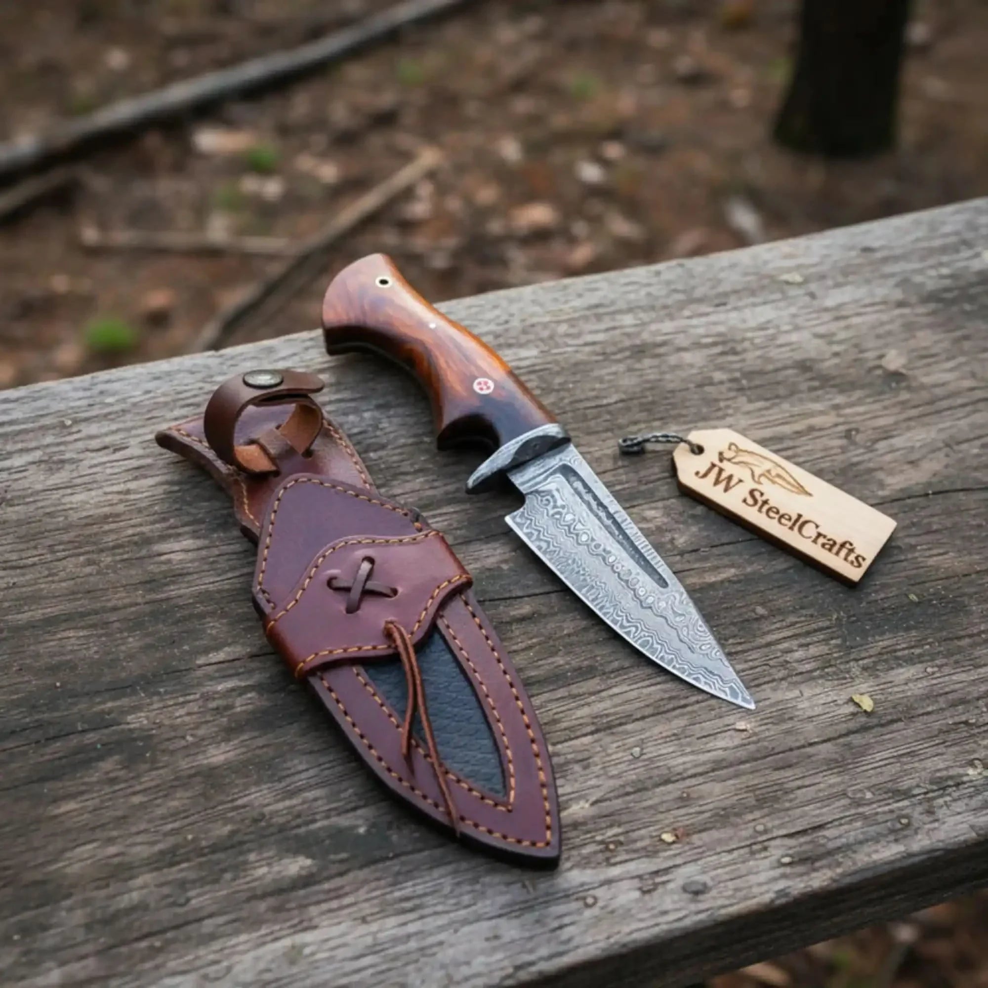 Bobcat Hunting Knife 4” Clip Point Fixed Blade Damascus Steel Guarded Design