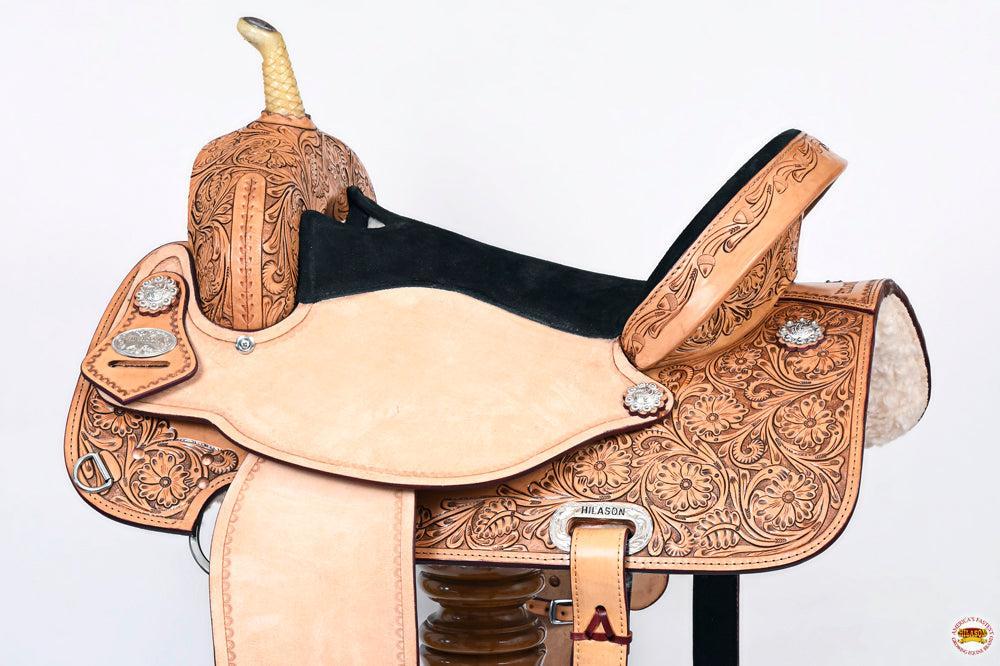 Rugged Western Trail Saddle With American Leather Flex Tree For Extended Journeys