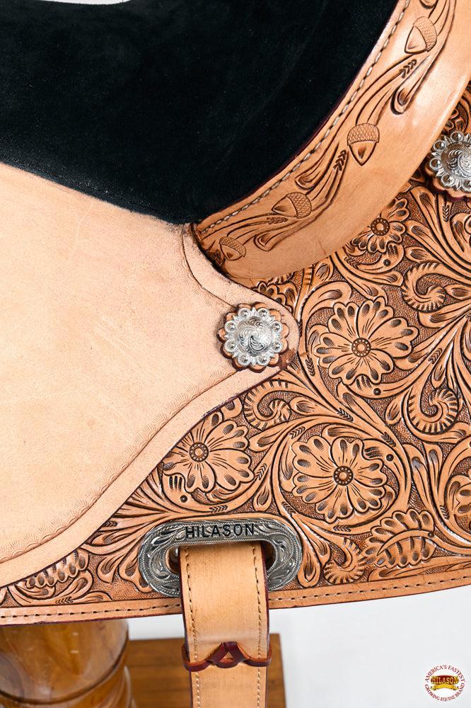 Rugged Western Trail Saddle With American Leather Flex Tree For Extended Journeys
