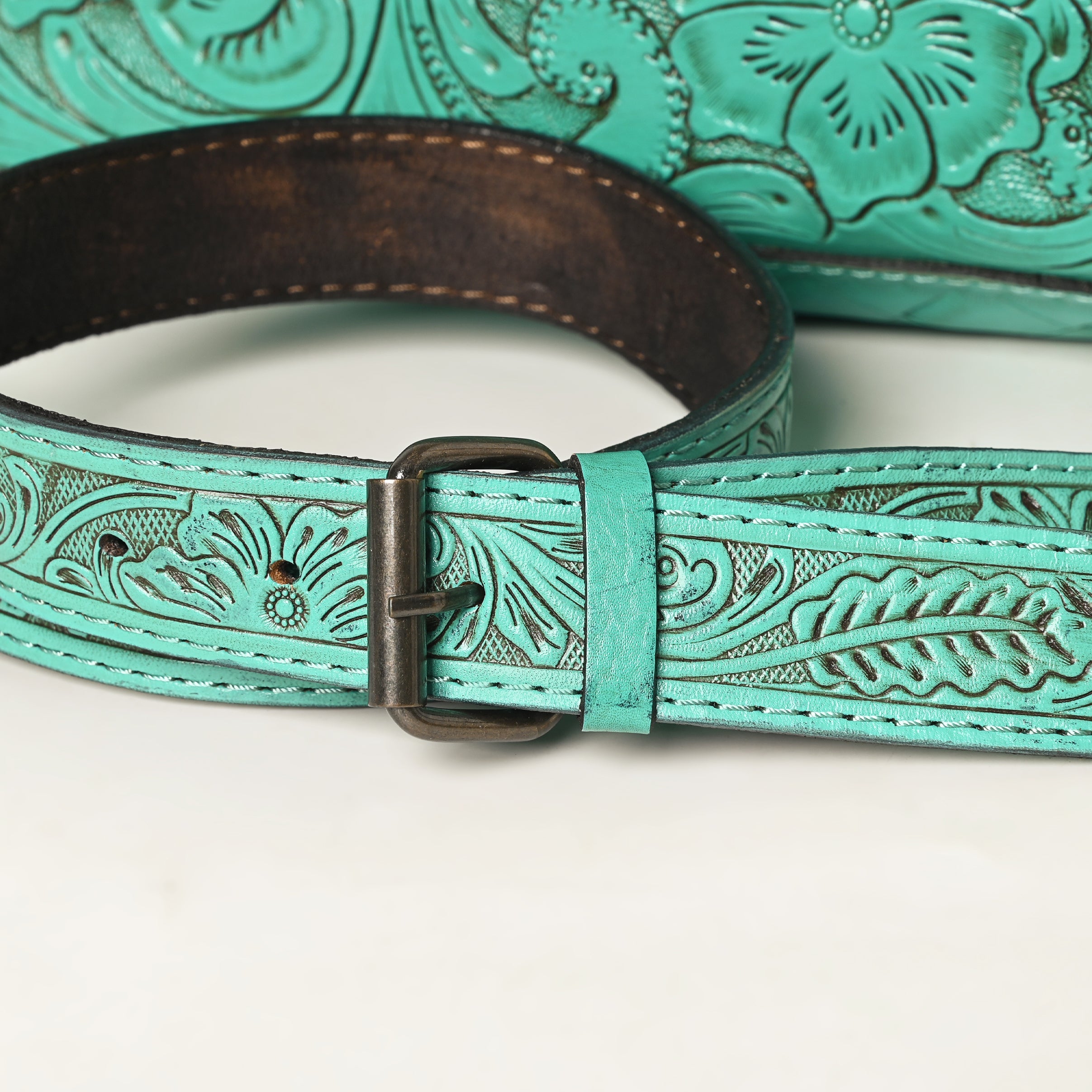 American Darling Western Hand-Tooled Leather Crossbody Bag – Genuine Floral Carved Women’s Purse with Strap and Fringe Detail