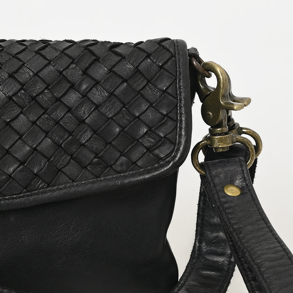 Never Mind Nmbgm155A Small Crossbody Vintage Handmade Genuine Cowhide Leather Women Bag Western Handbag Purse