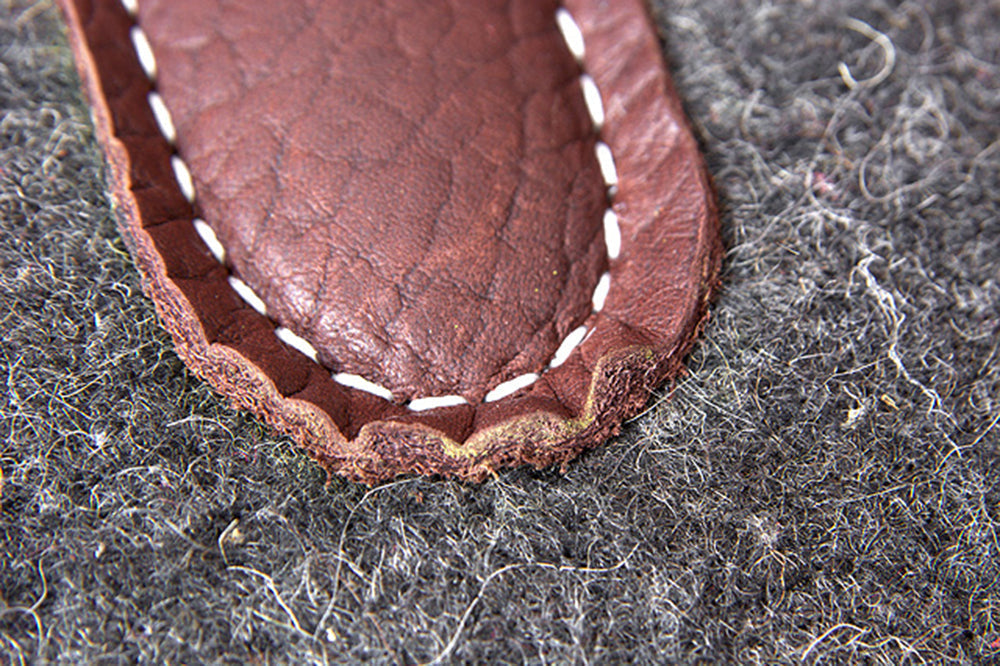 Hilason Horse Felt Saddle Pad with Leather Wear Guards – Western Contoured Back Pad Grey