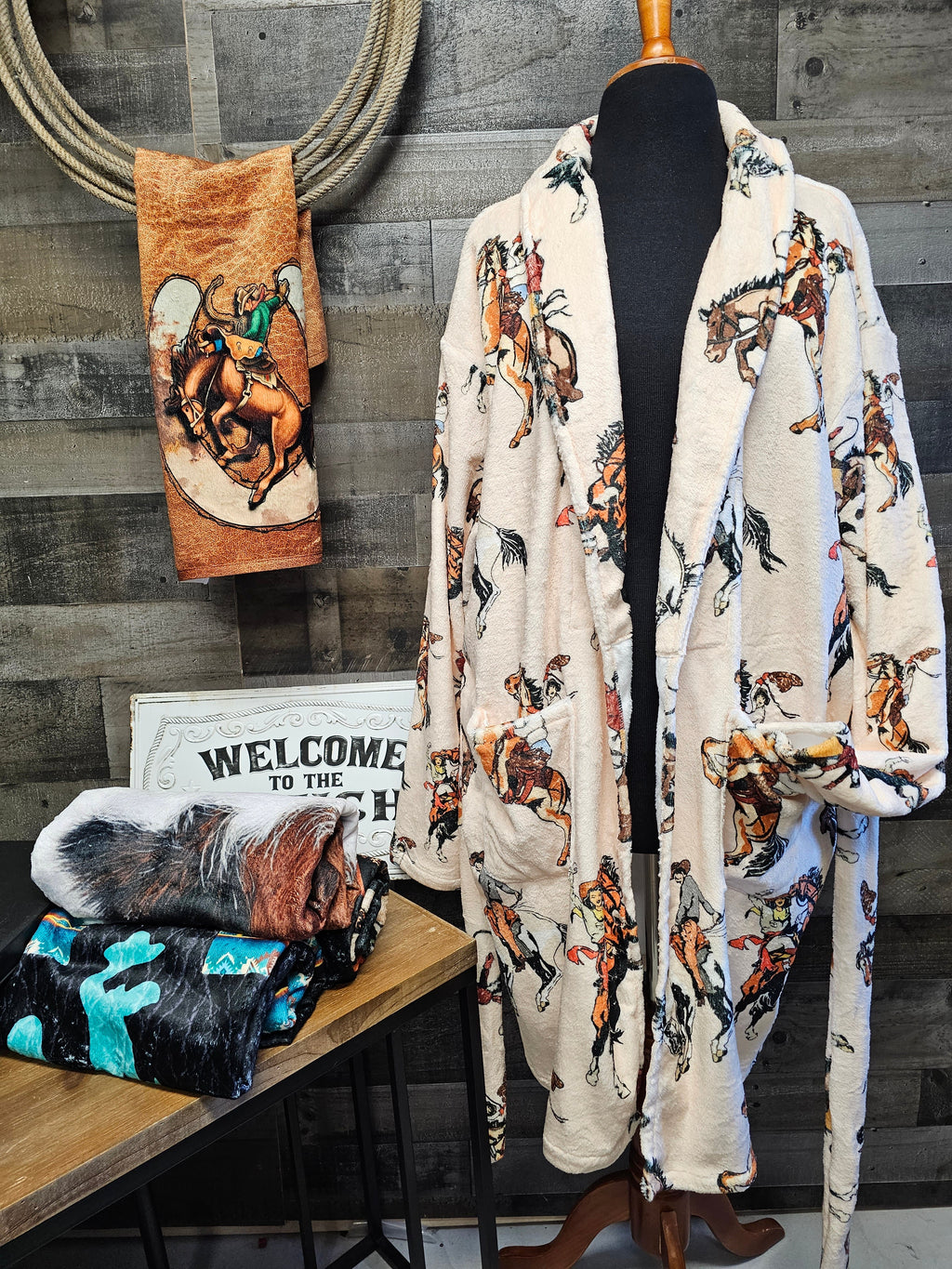 Baha Ranch Vintage Cowgirl Women's Bath Robe by Baha Ranch Western Wear - product image 2