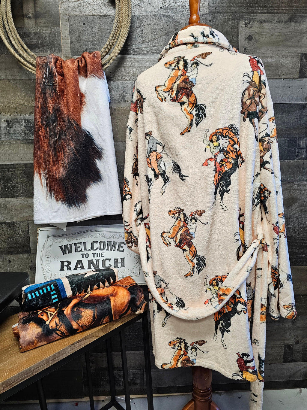 Baha Ranch Vintage Cowgirl Women's Bath Robe by Baha Ranch Western Wear - product image 4
