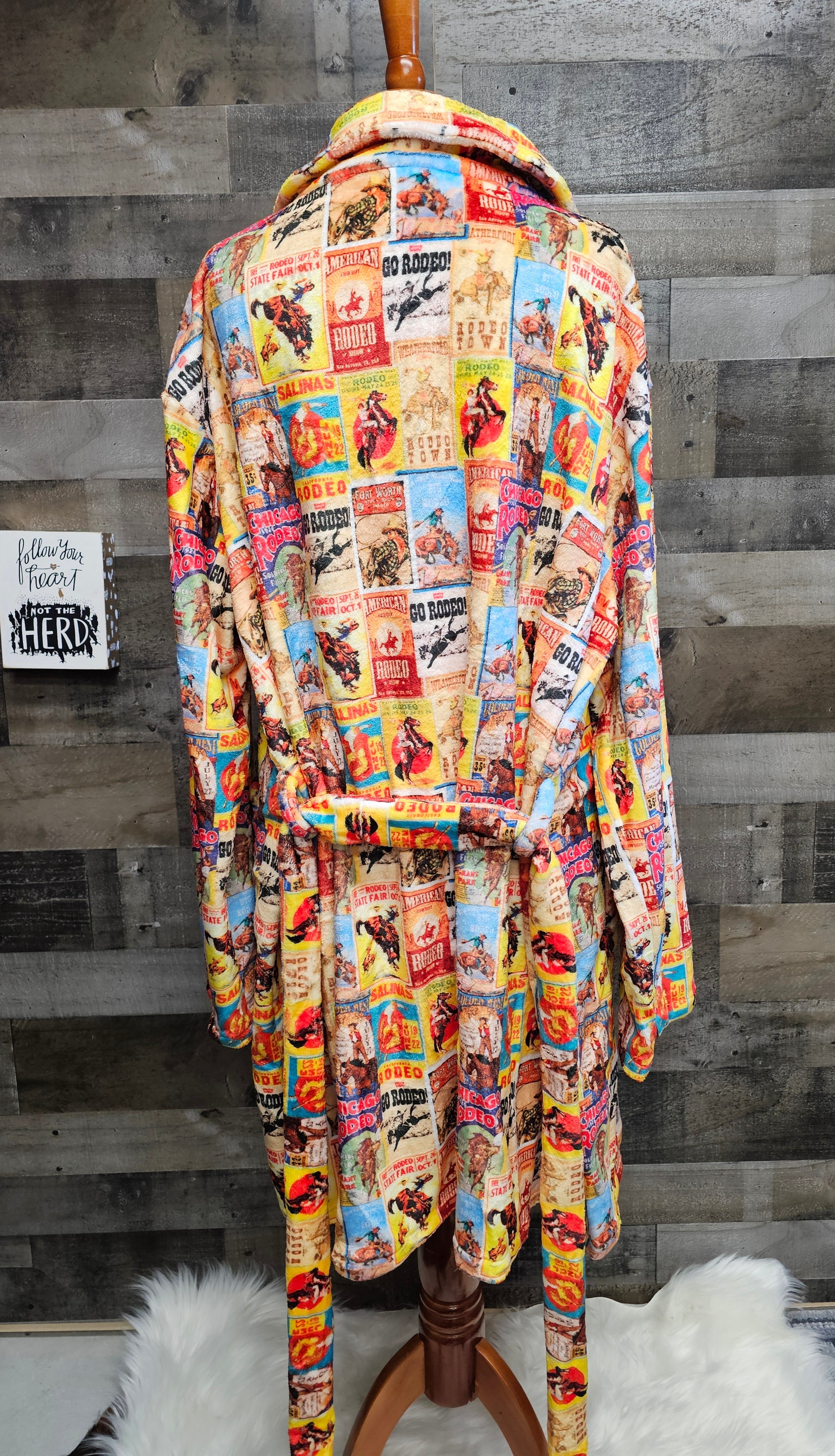 Baha Ranch Vintage Rodeo Poster Women's Western Bath Robe by Baha Ranch Western Wear - product image 5