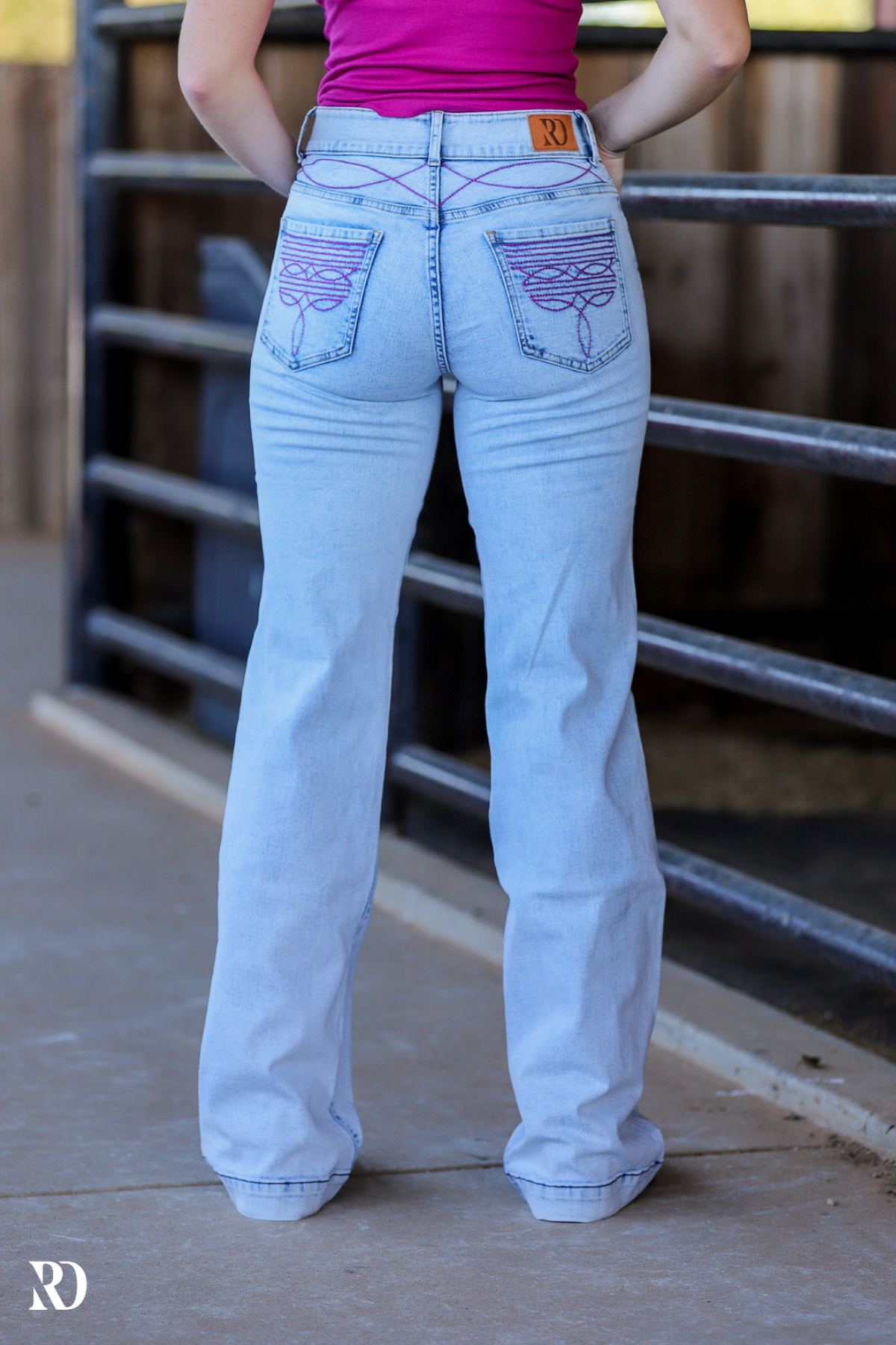 Cheyenne Trousers - Light Wash Pink Pocket — view 10