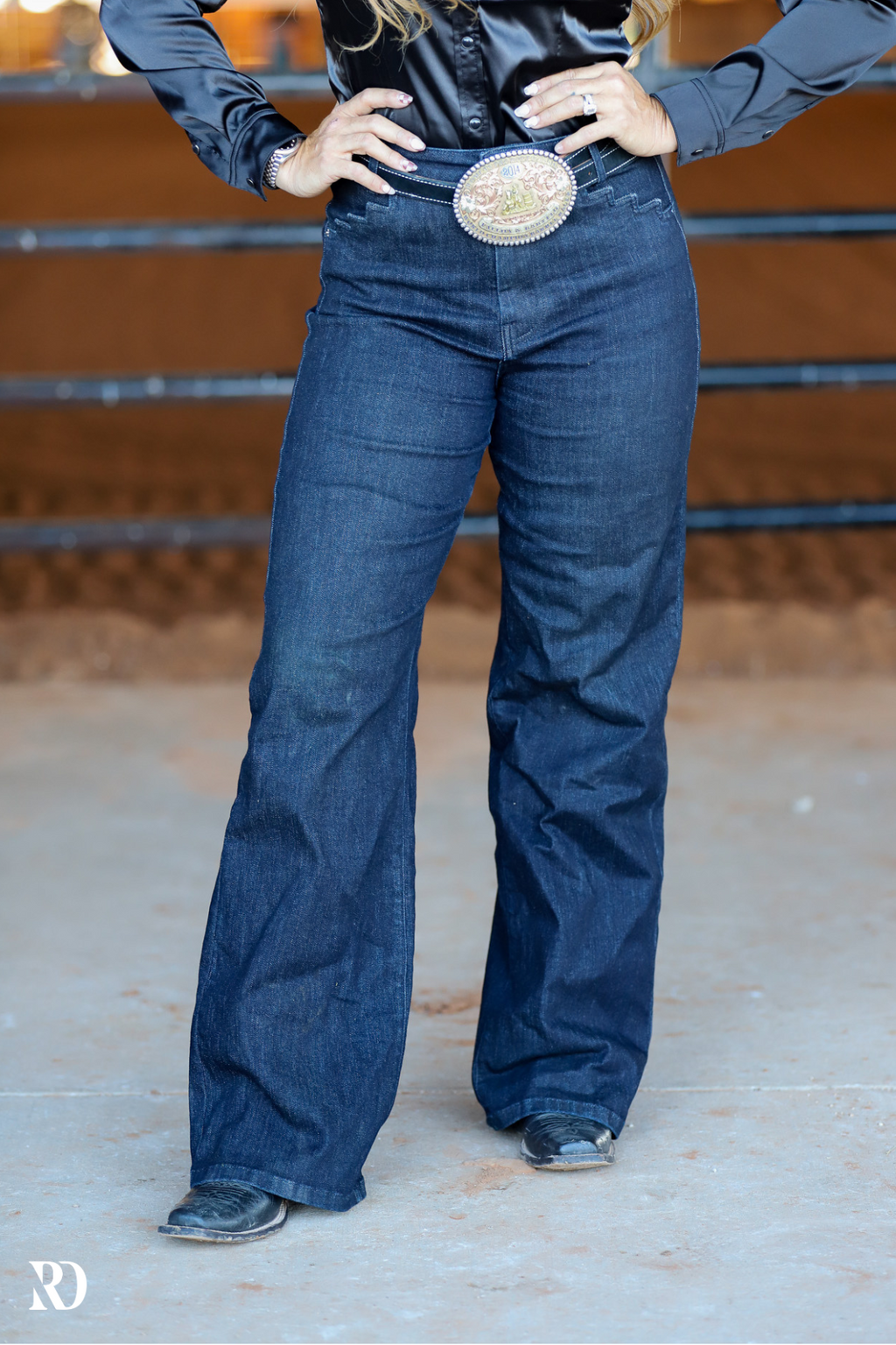 Shania Vintage - Dark Wash — view 2
