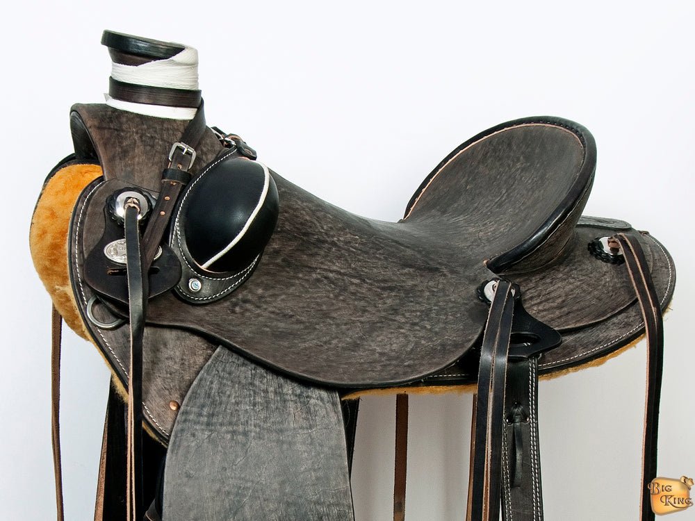 Traditional Handcrafted Antique Black Wade Ranch Roping Saddle With Exquisite Tooled Leather