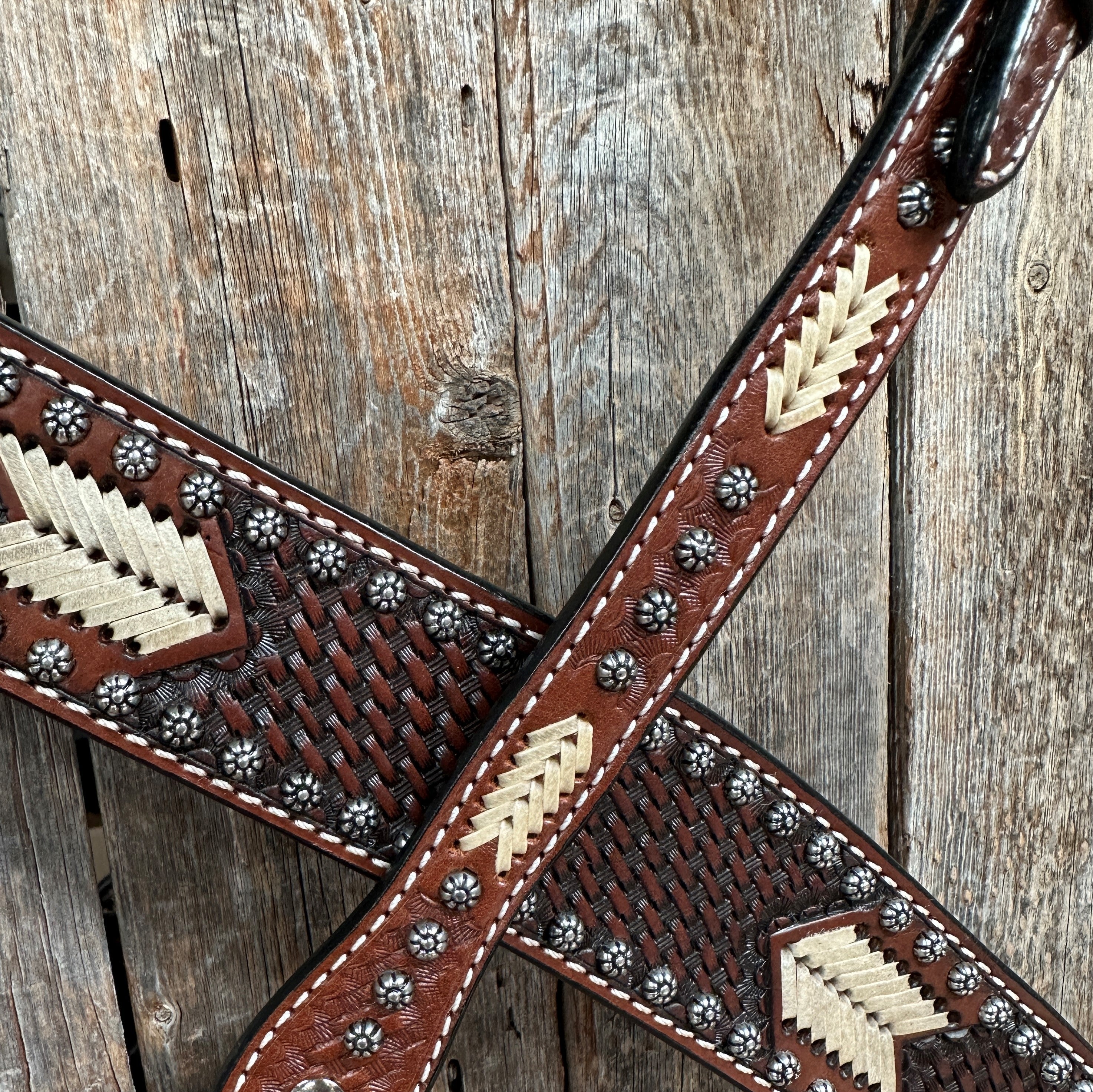 Rawhide One Ear/ Breastcollar Tack Set — view 3