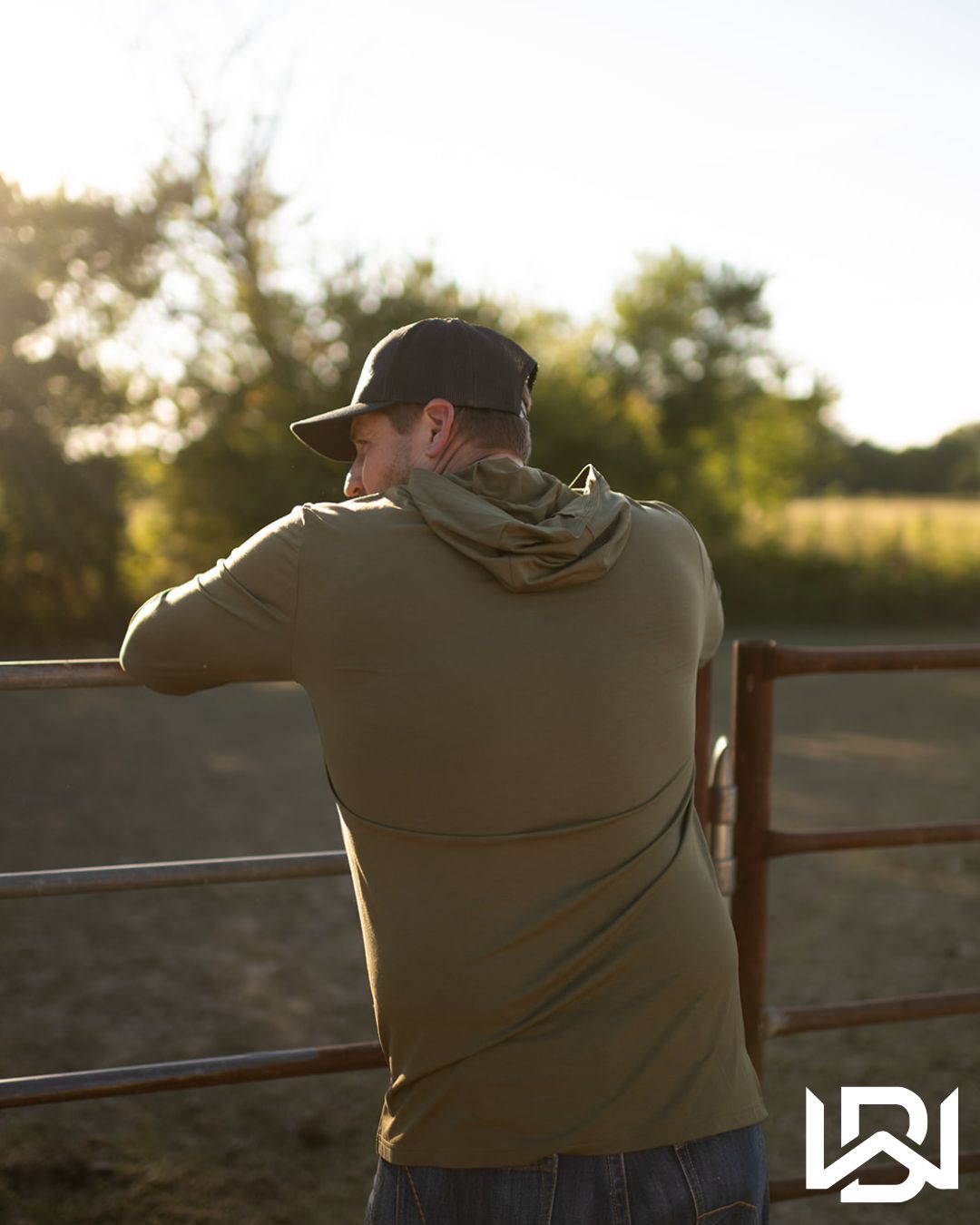 Westbound Hooded Longsleeve Shirt - Olive — view 2
