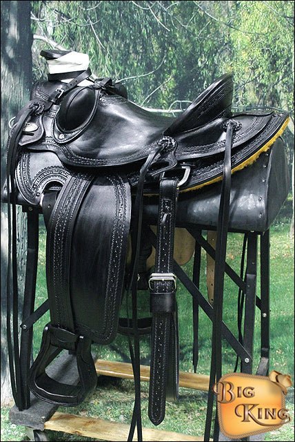 Hilason Wade Ranch Roping Full-Grain Leather Saddle — Black