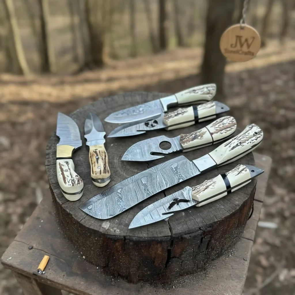 7 Piece Damascus Steel Knife Set with Synthetic Antler Handles