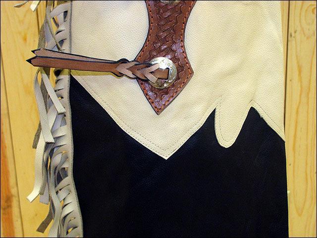 Hilason Bull Riding Chinks Chaps Pro Rodeo Western Smooth Leather Black & White