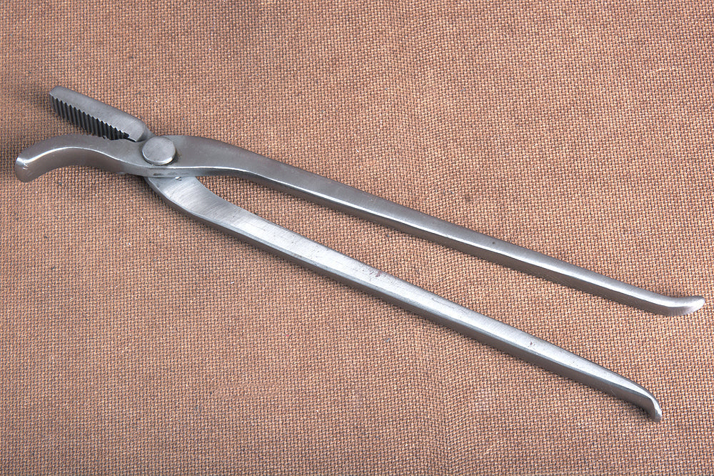 Hilason Carbon Steel Farrier Tool — 13"