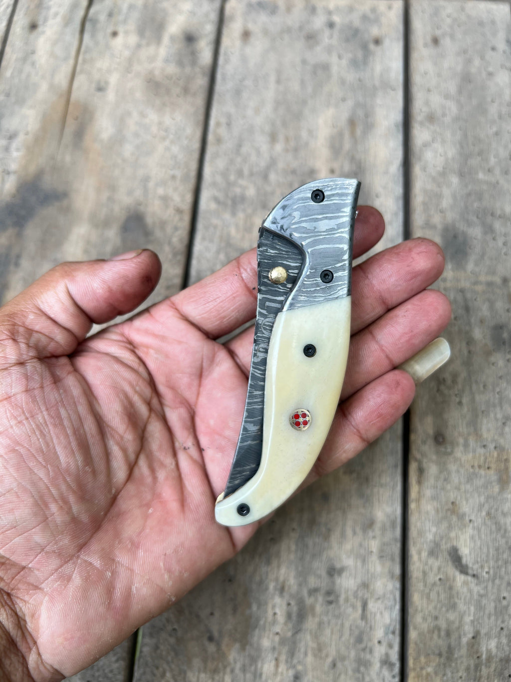 Frontrunner Camel Bone folding knife with Leather Sheath