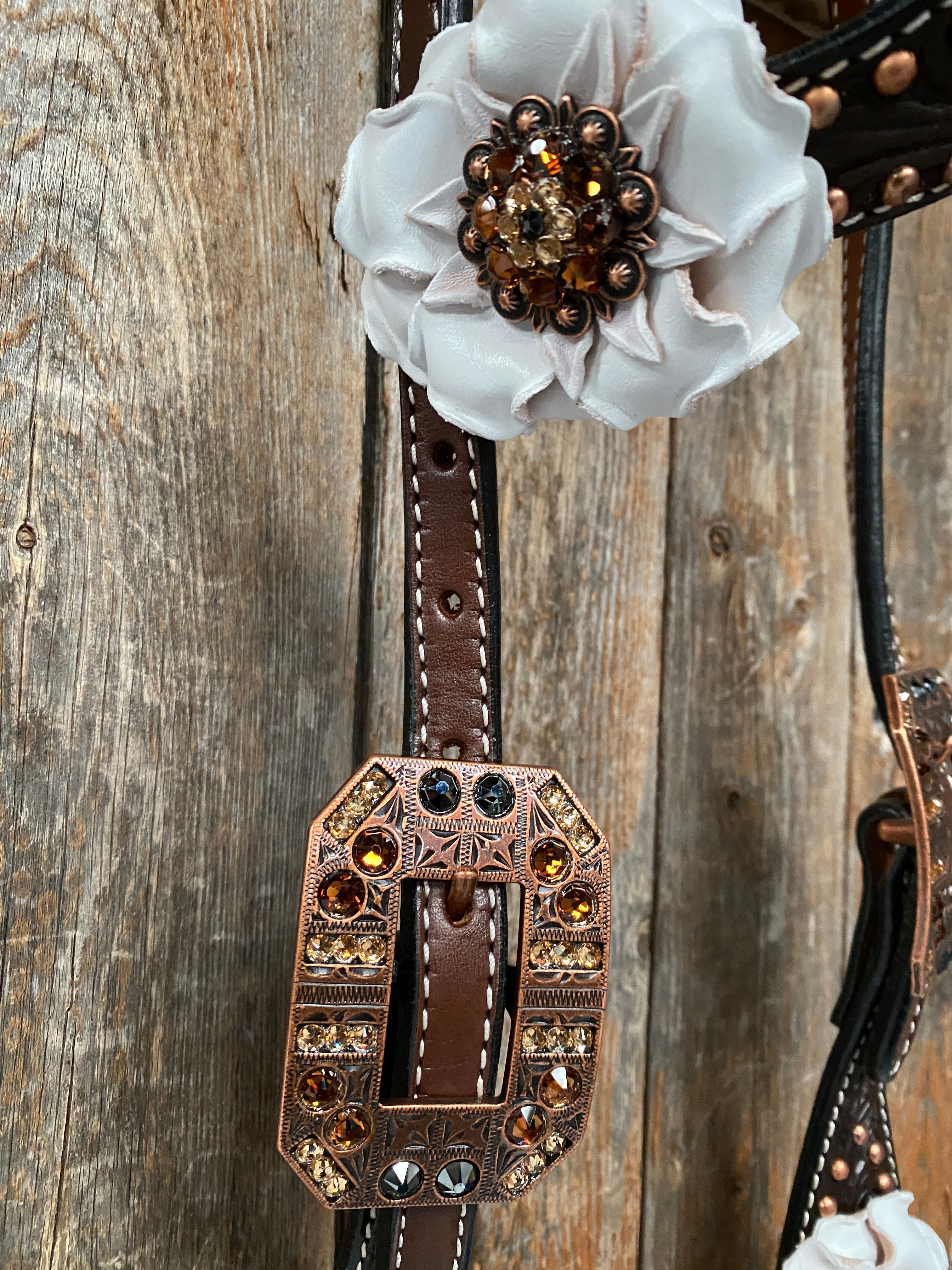 Dark Oil Copper Dot White and Topaz Browband / One Ear Tack Set #BBBC441 — view 7
