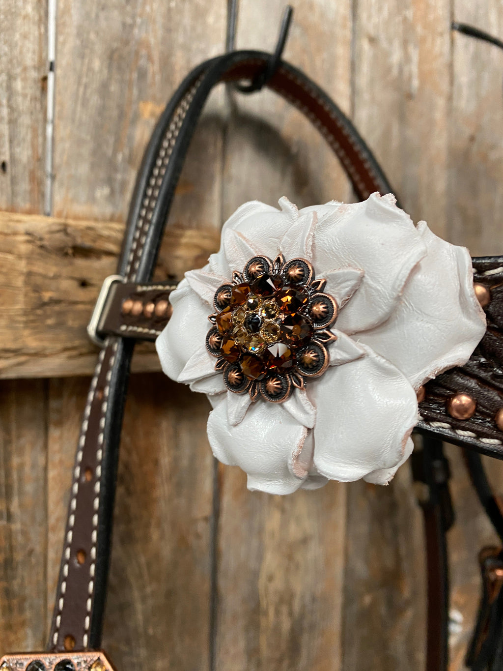 Dark Oil Copper Dot White and Topaz Browband / One Ear Tack Set #BBBC441 — view 4