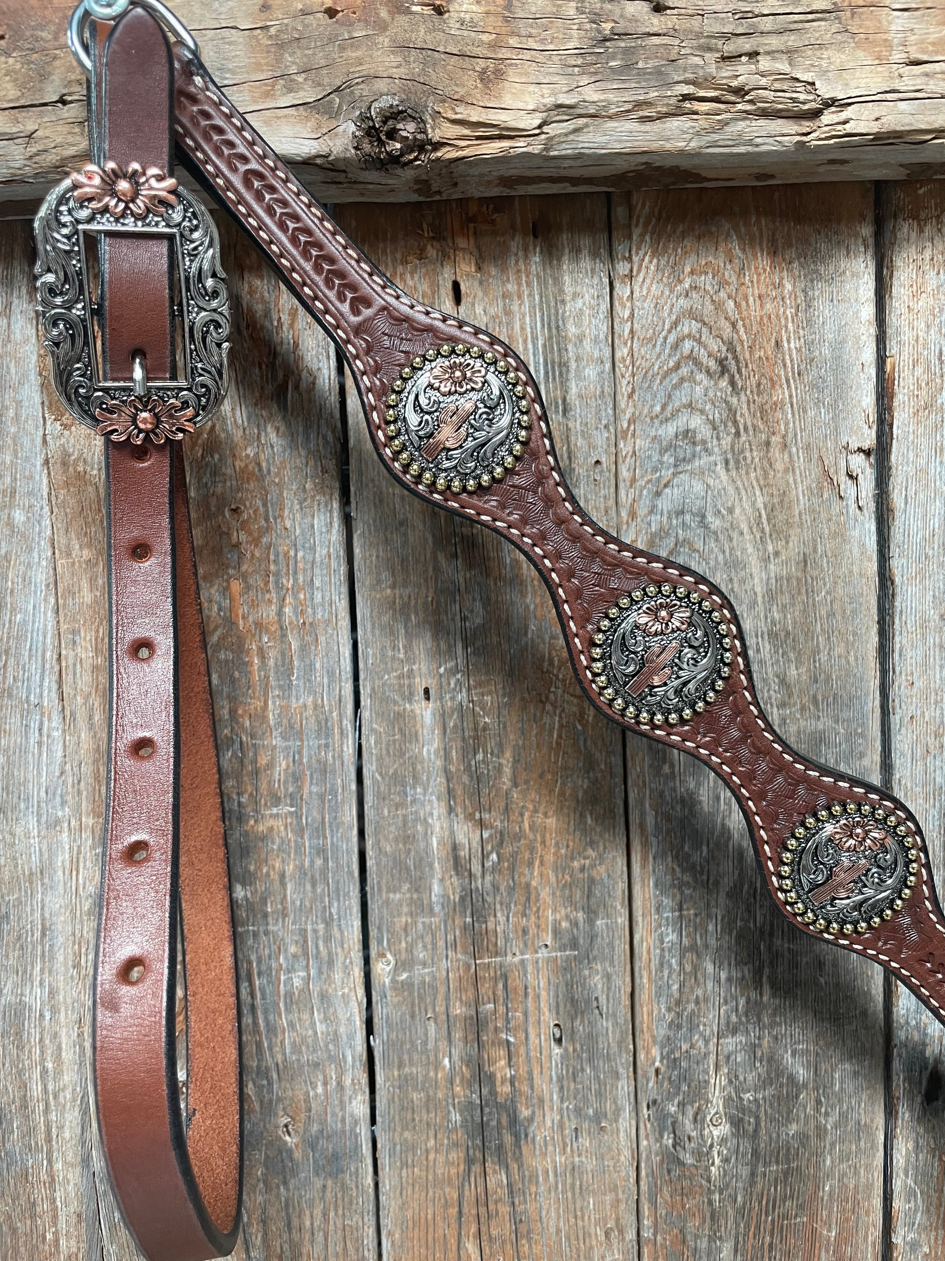 Medium Oil Basketweave Flower and Cactus Browband/One Ear Tack Set #BBBC491 — view 4