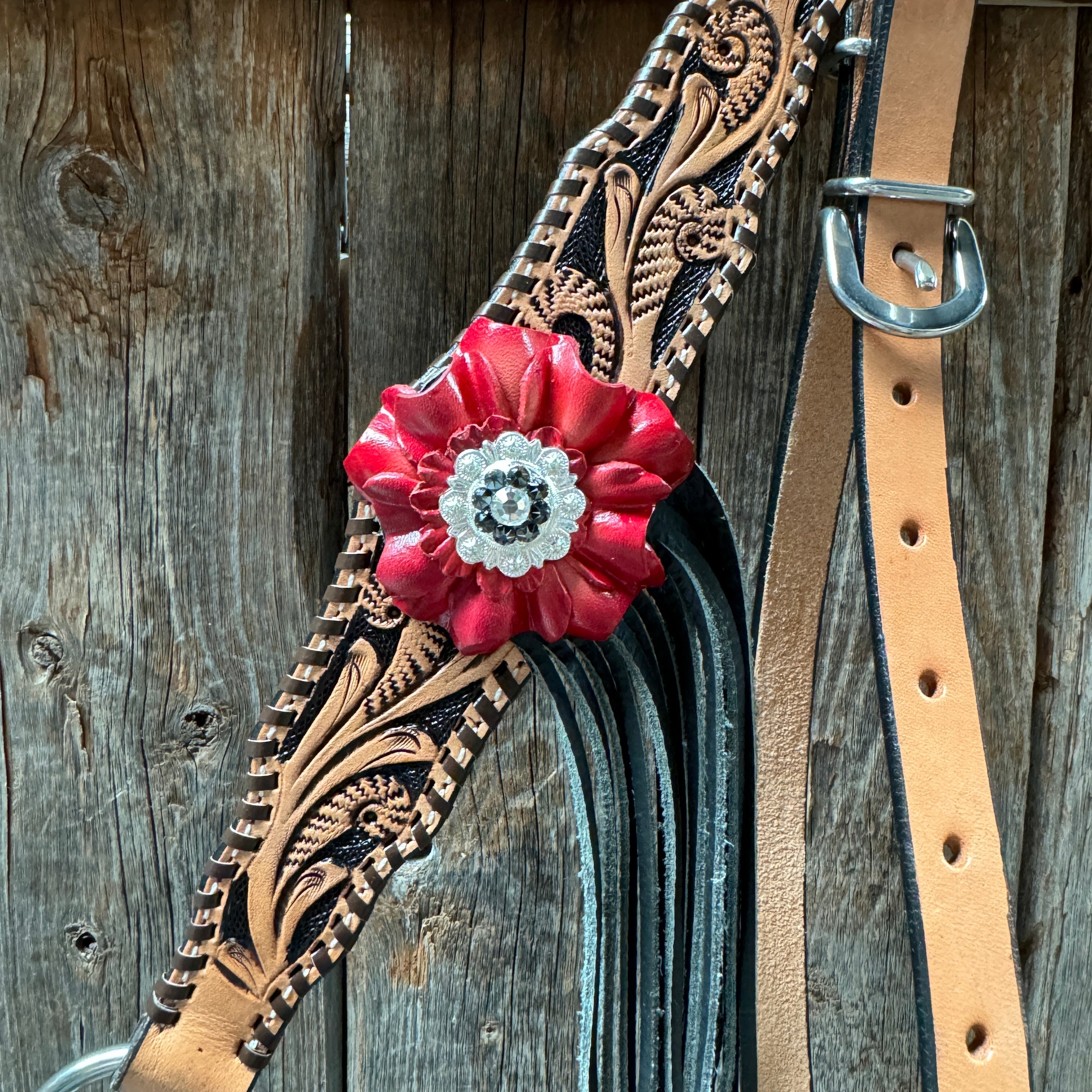 Floral Whipstitch Black and Red Browband / One Ear - Triangle / Gladiator Breastcollar Tack Set #BBBC642 — view 6