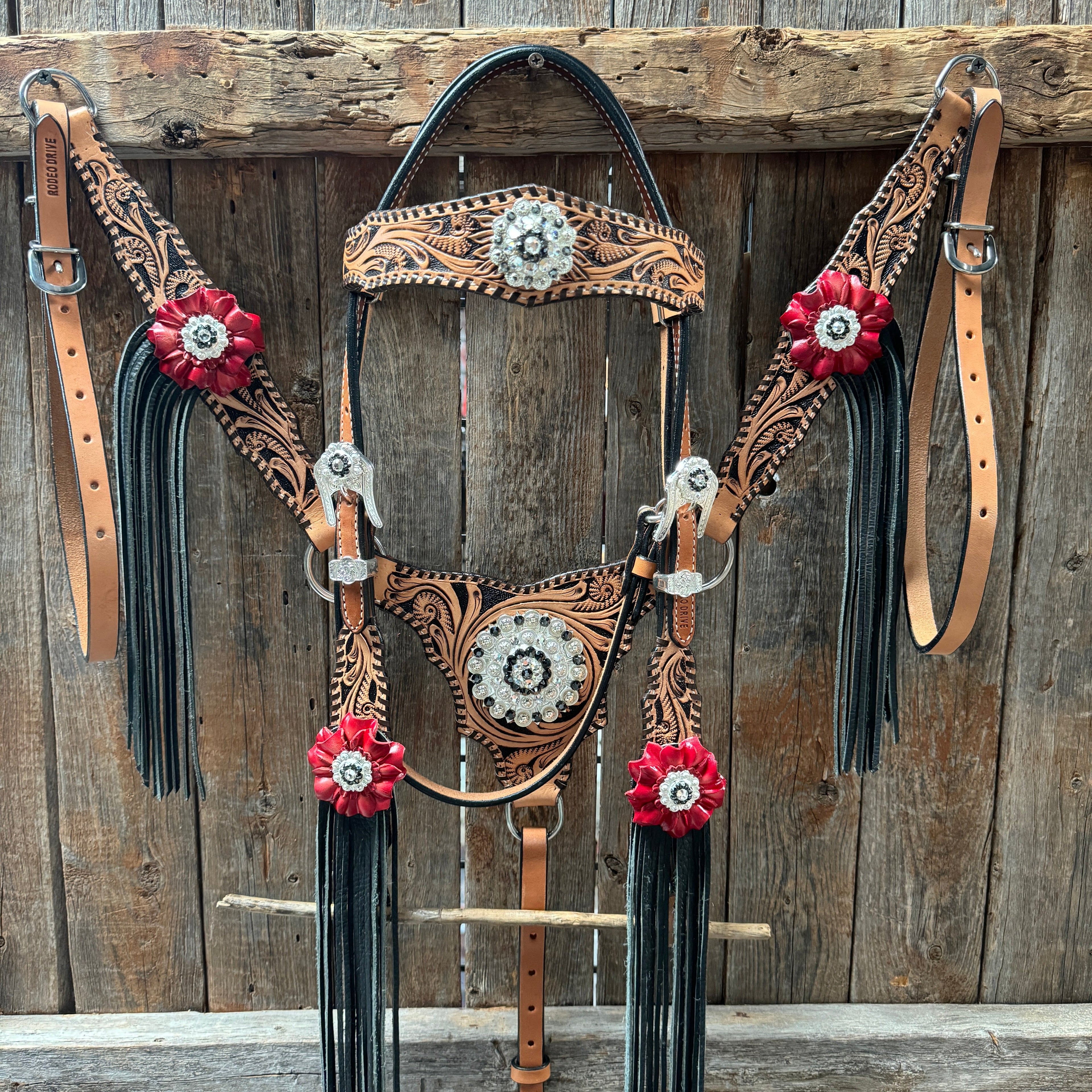 Floral Whipstitch Black and Red Browband / One Ear - Triangle / Gladiator Breastcollar Tack Set #BBBC642