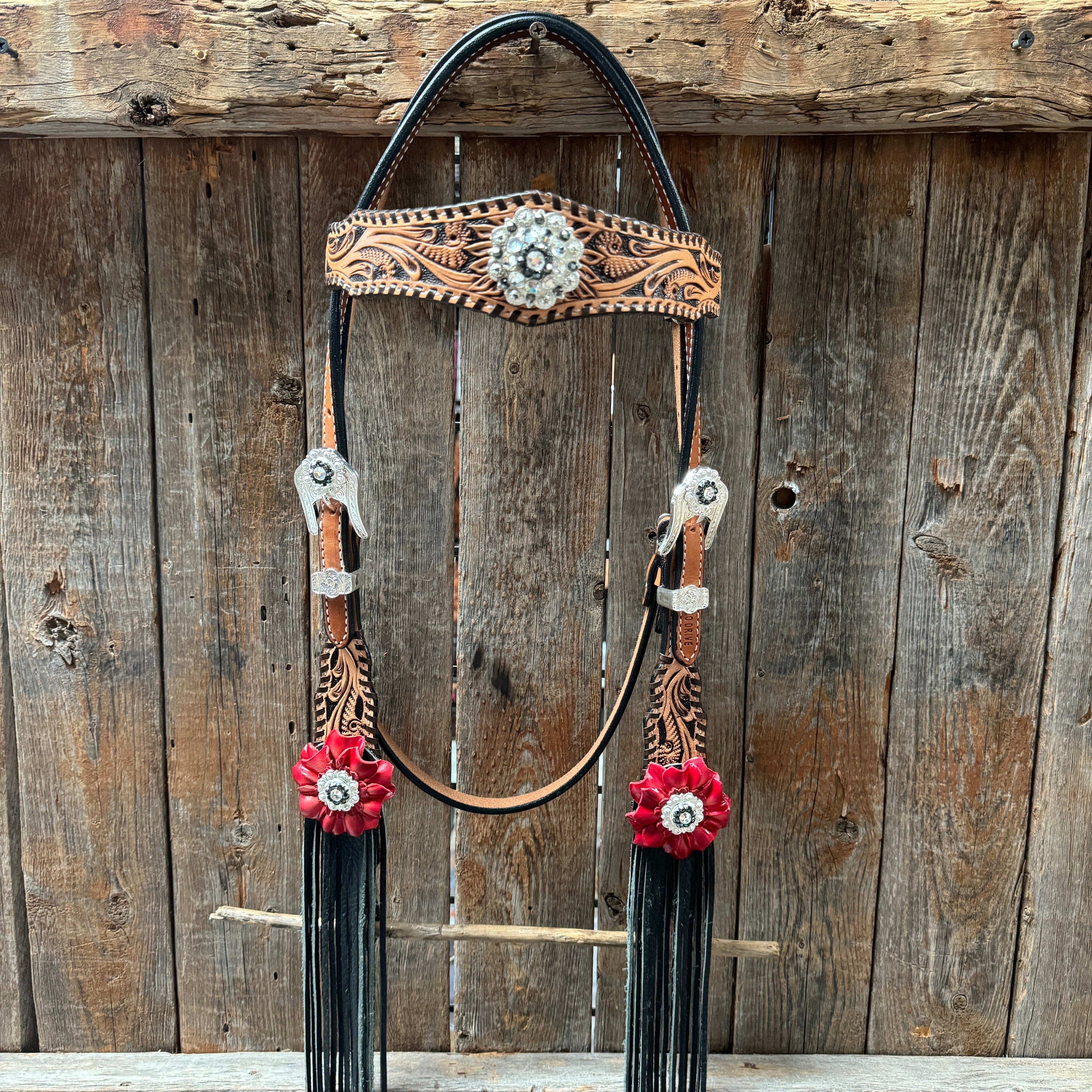 Floral Whipstitch Black and Red Browband / One Ear - Triangle / Gladiator Breastcollar Tack Set #BBBC642 — view 3
