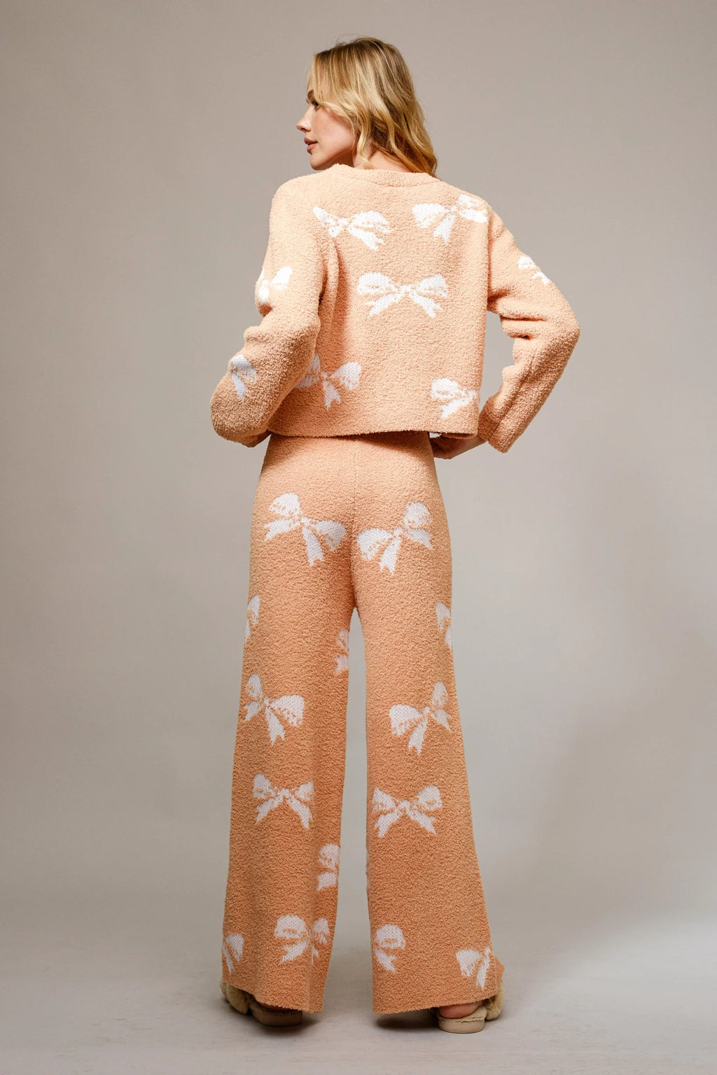 Blush & Bows Lounge | Set — view 2