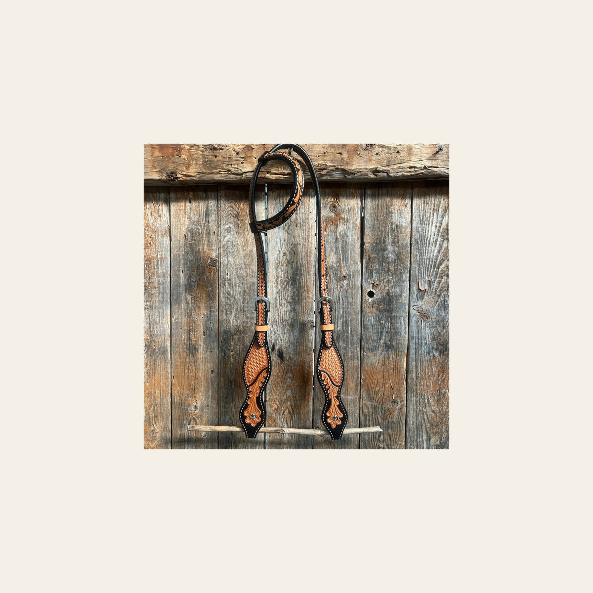 Basketweave - Leaf Scalloped Two Tone One Ear Headstall/Bridle #231871 on a warm cream background