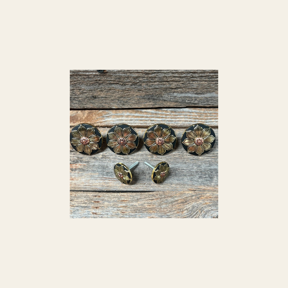 Black & Gold Sunflower Saddle Set SSW125 on a warm cream background