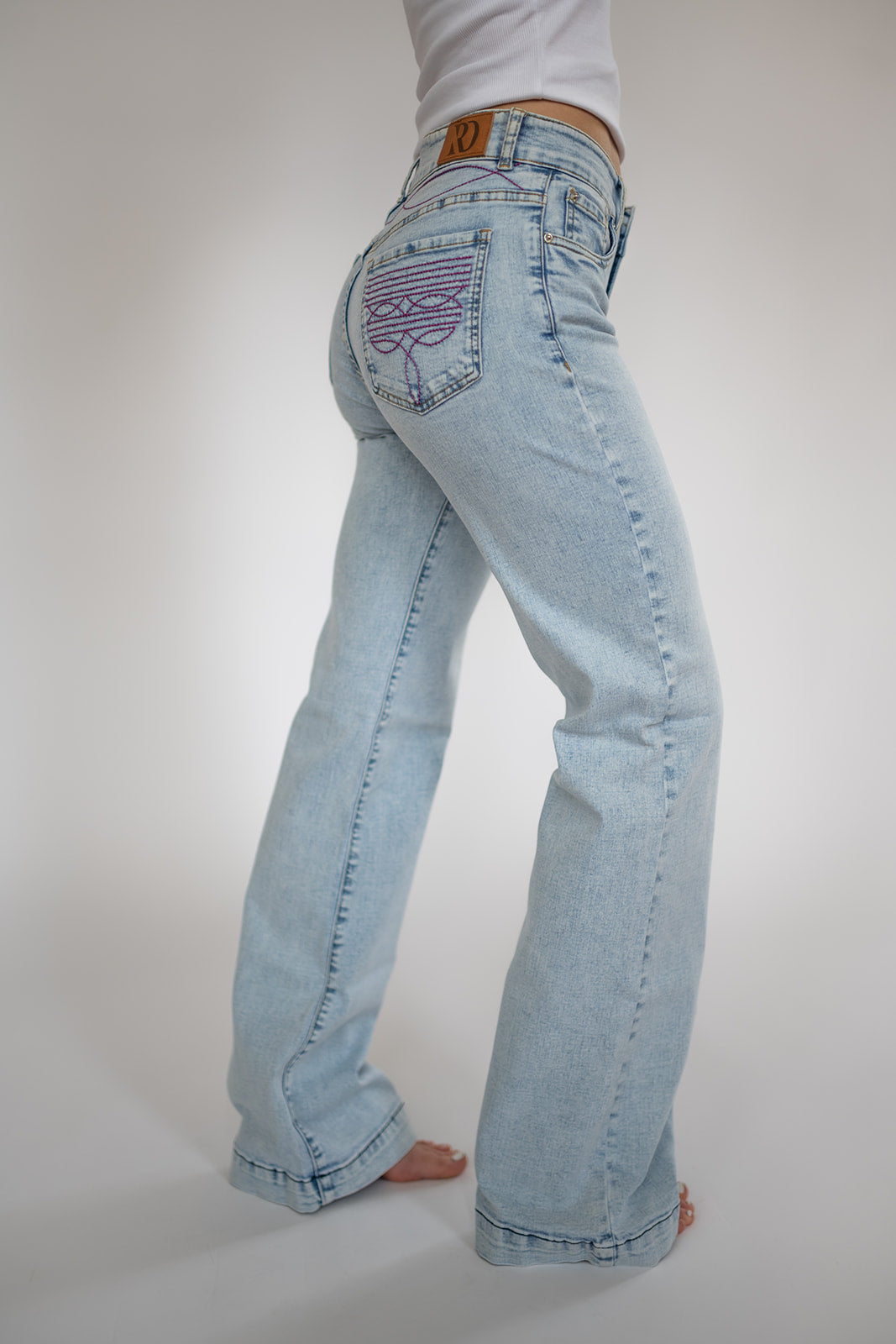Cheyenne Trousers - Light Wash Pink Pocket — view 4