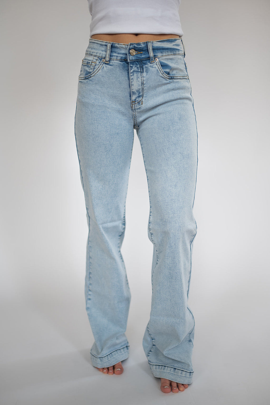 Cheyenne Trousers - Light Wash Pink Pocket — view 3