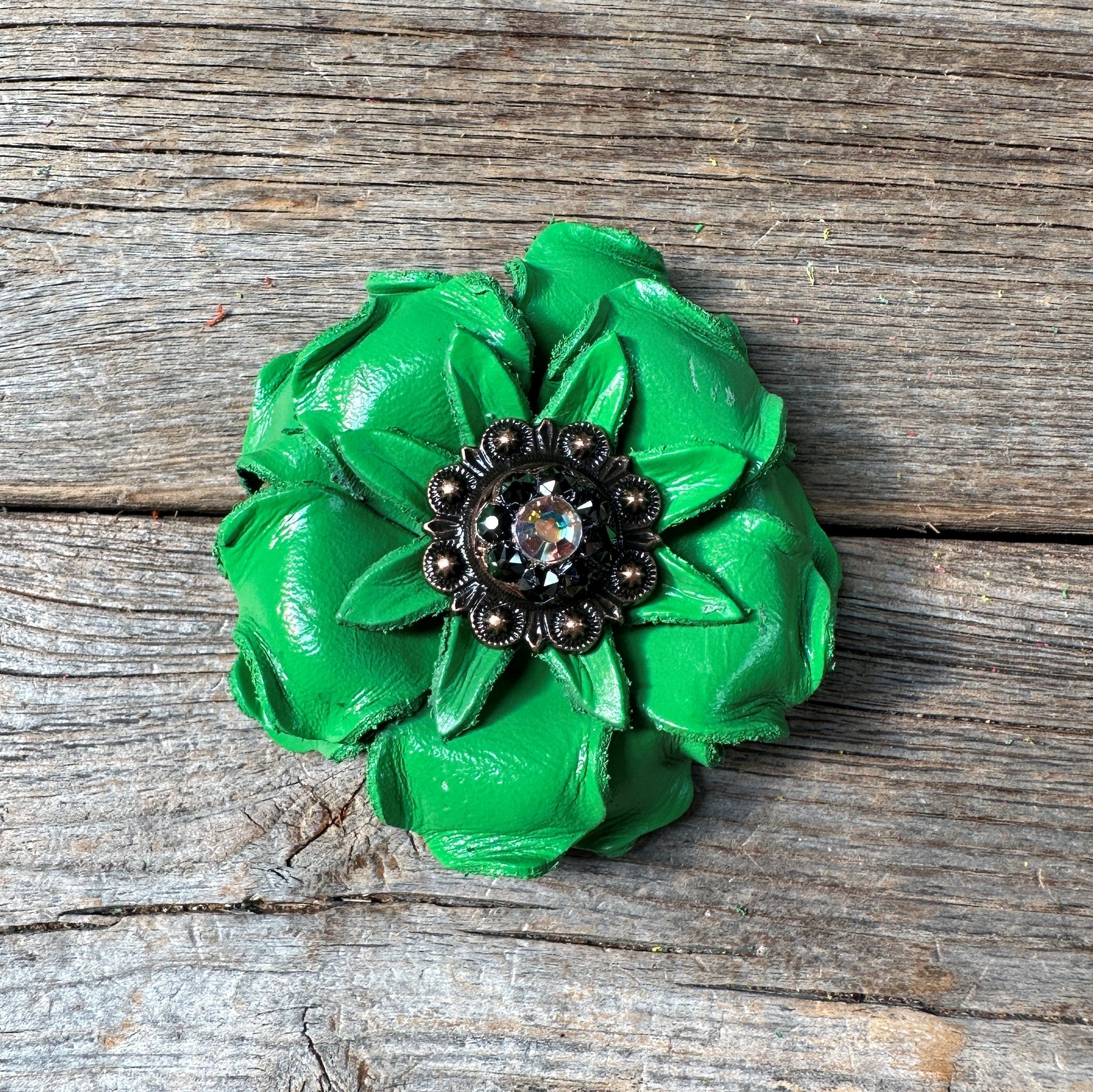 Green Gardenia Leather Flowers - 1" Crystal Conchos - Options — view 7