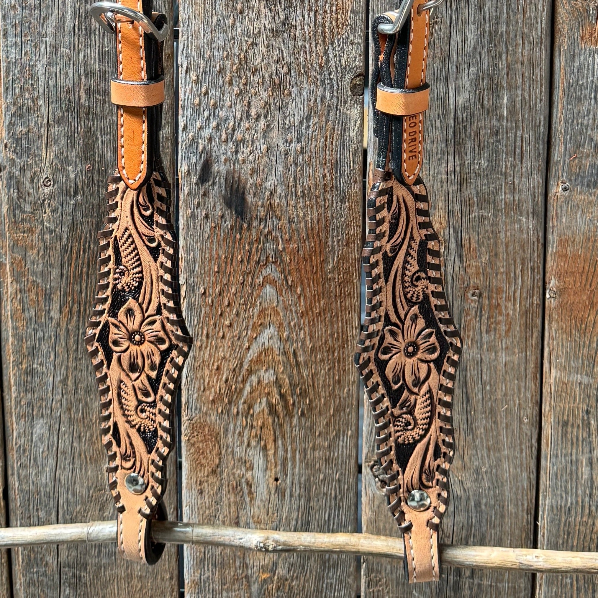 Light Oil Floral Whipstitch One Ear Headstall / Bridle #24387 — view 2