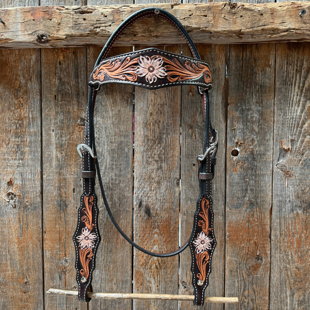 Triple Tone Floral Triangle / Gladiator Browband/ One Ear Breastcollar Tack Set — view 3