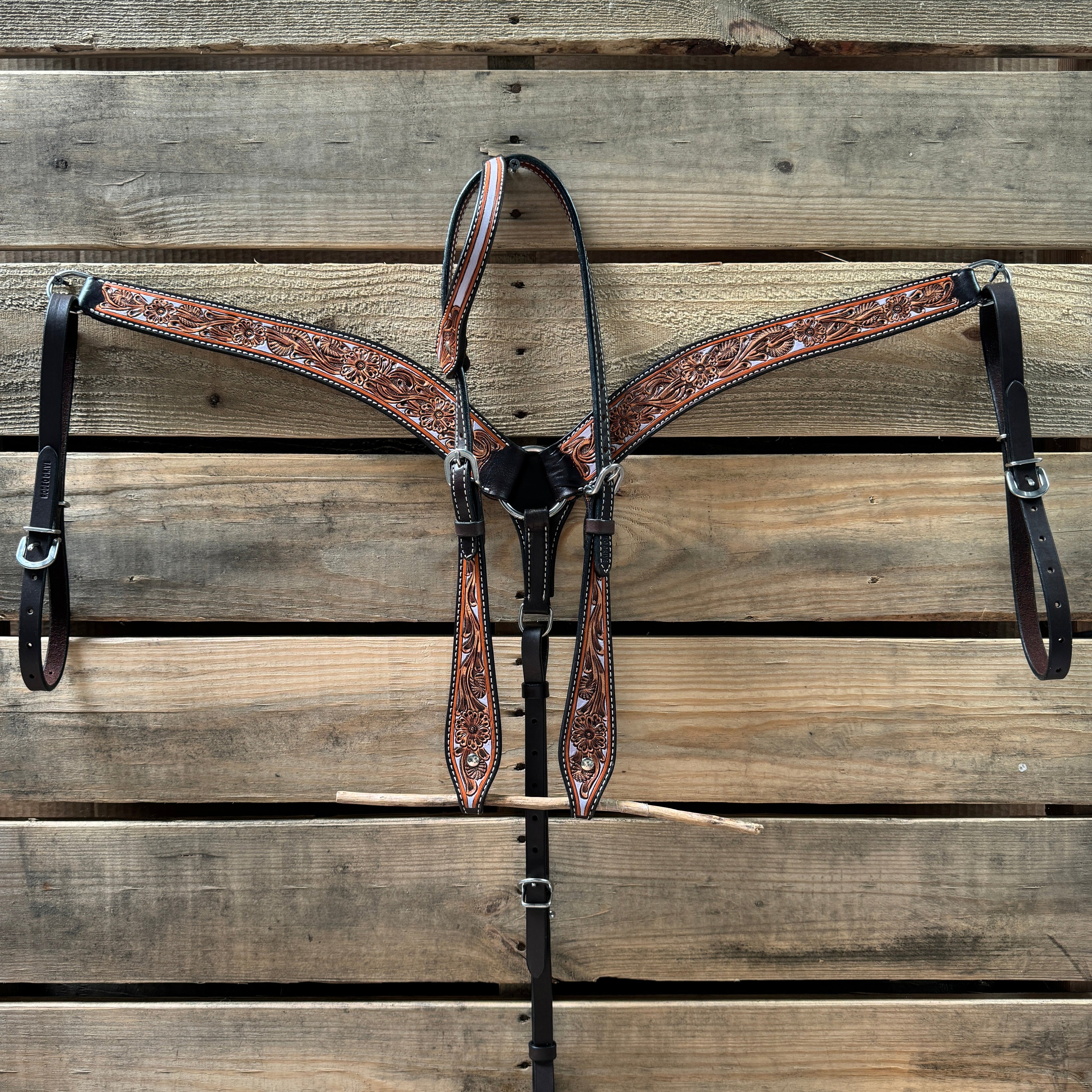 Hand Painted Floral Browband / One Ear Breastcollar Tack Set — view 2