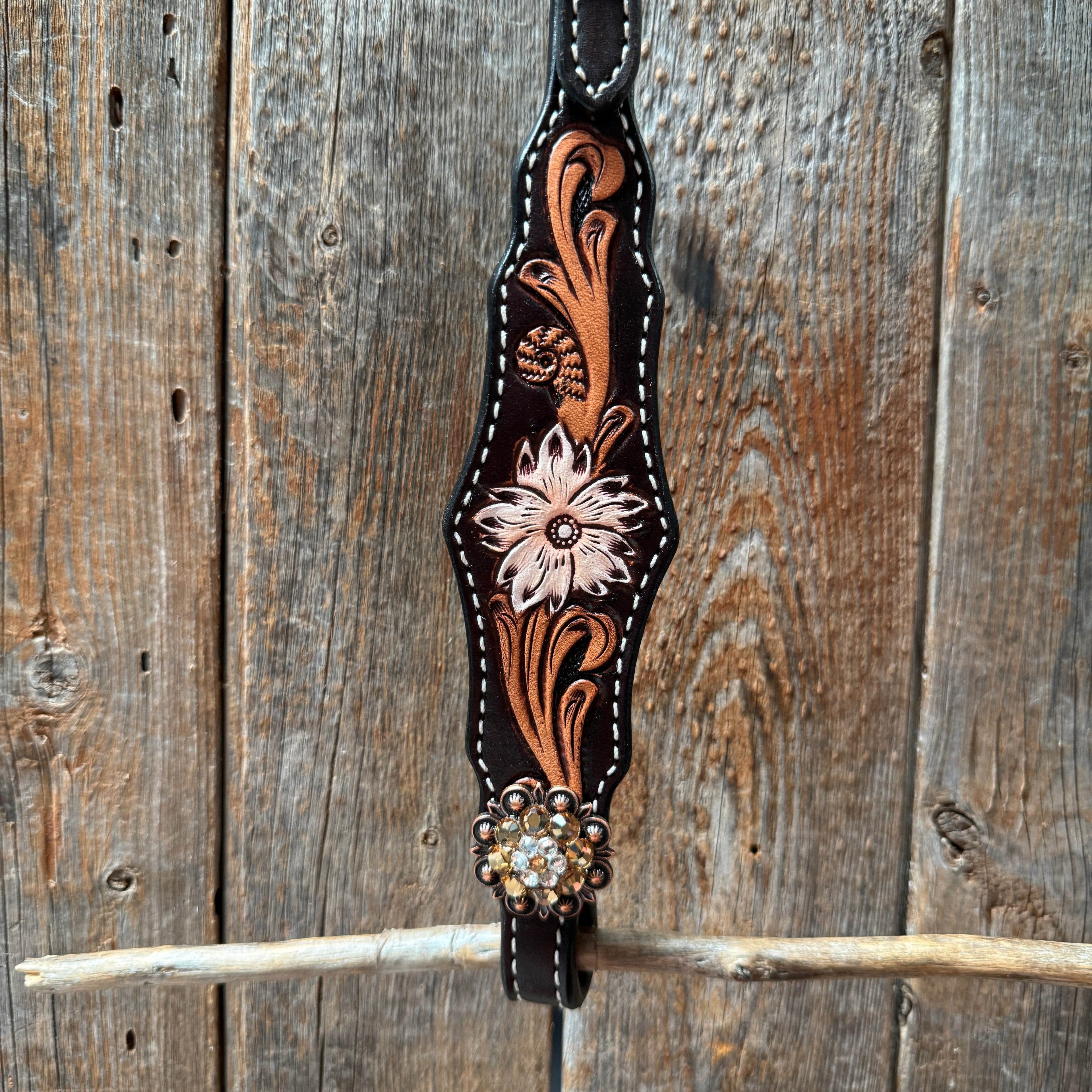 Triple Tone Floral Champagne and Clear Browband / One Ear - Triangle / Gladiator Breastcollar Tack Set #BBBC648 — view 6