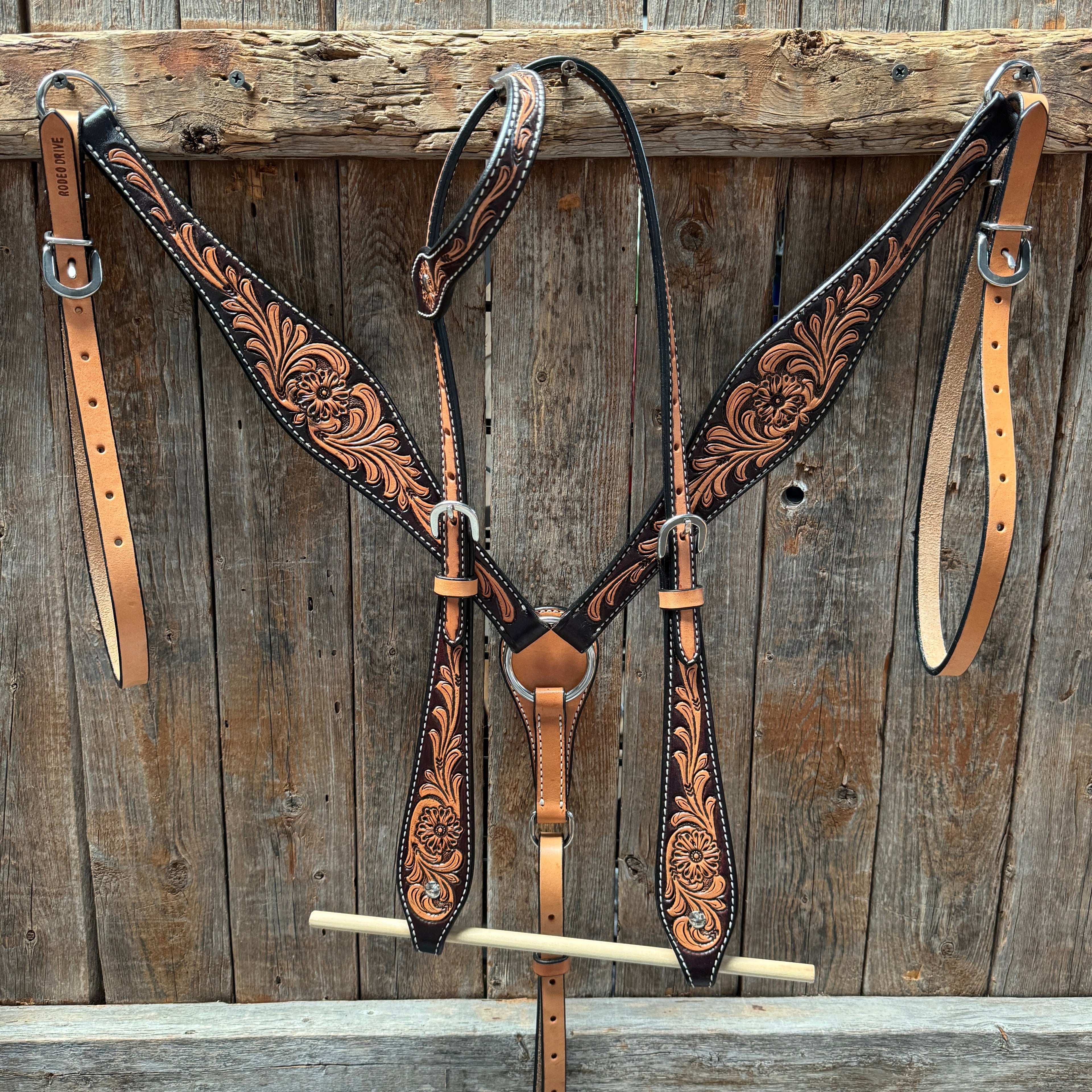 Two Tone Floral Tack Set — view 2