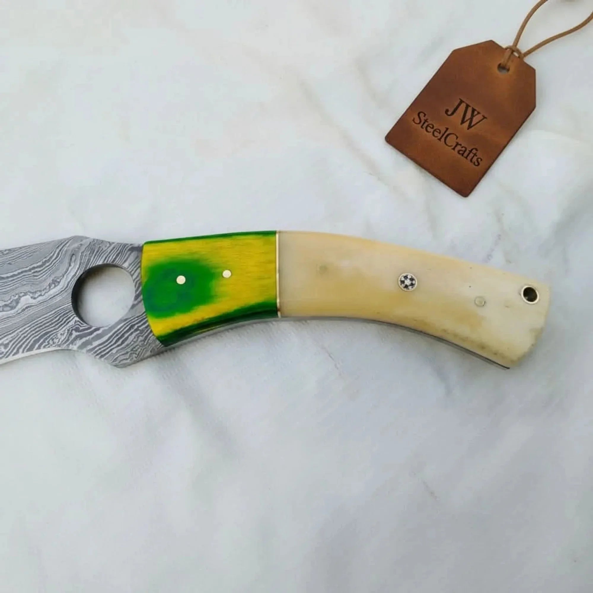Damascus Hunting Knife 8.5” Fixed Blade