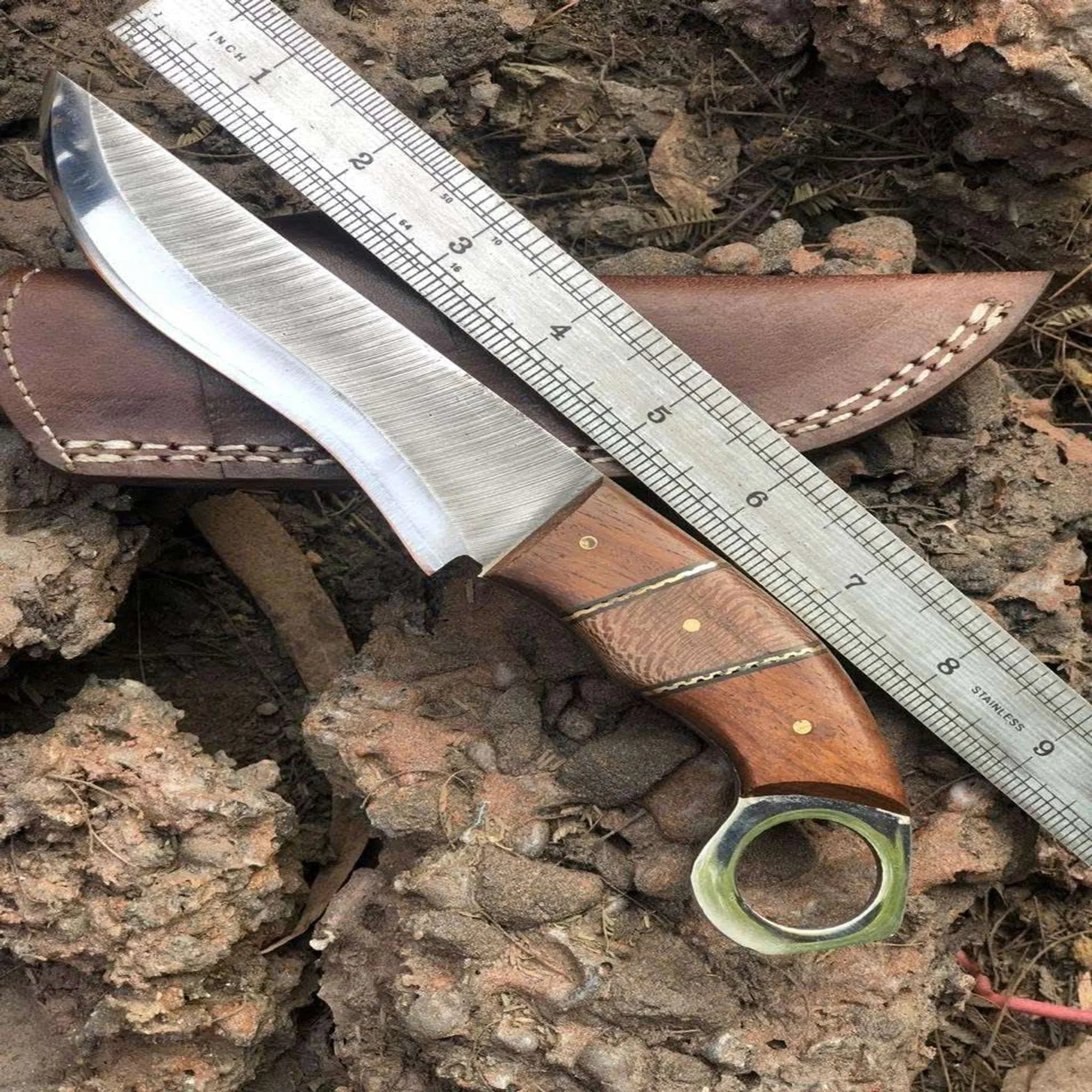 Custom Handmade Stainless Steel hunting knife  leather sheath BM-0096