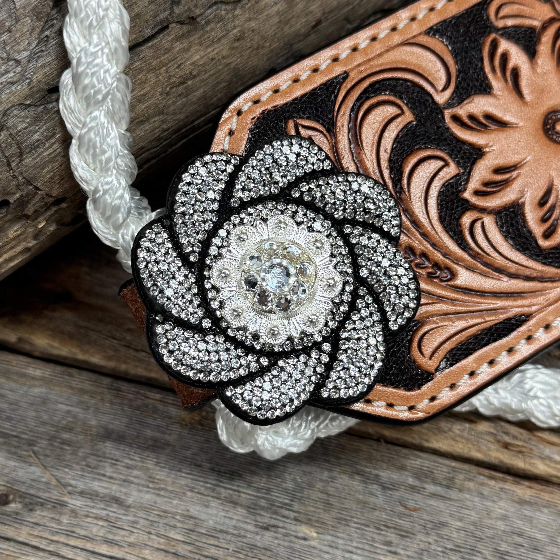 Bronc Noseband Mule Tape Halter with Bright Silver Clear Conchos #MT304 — view 2