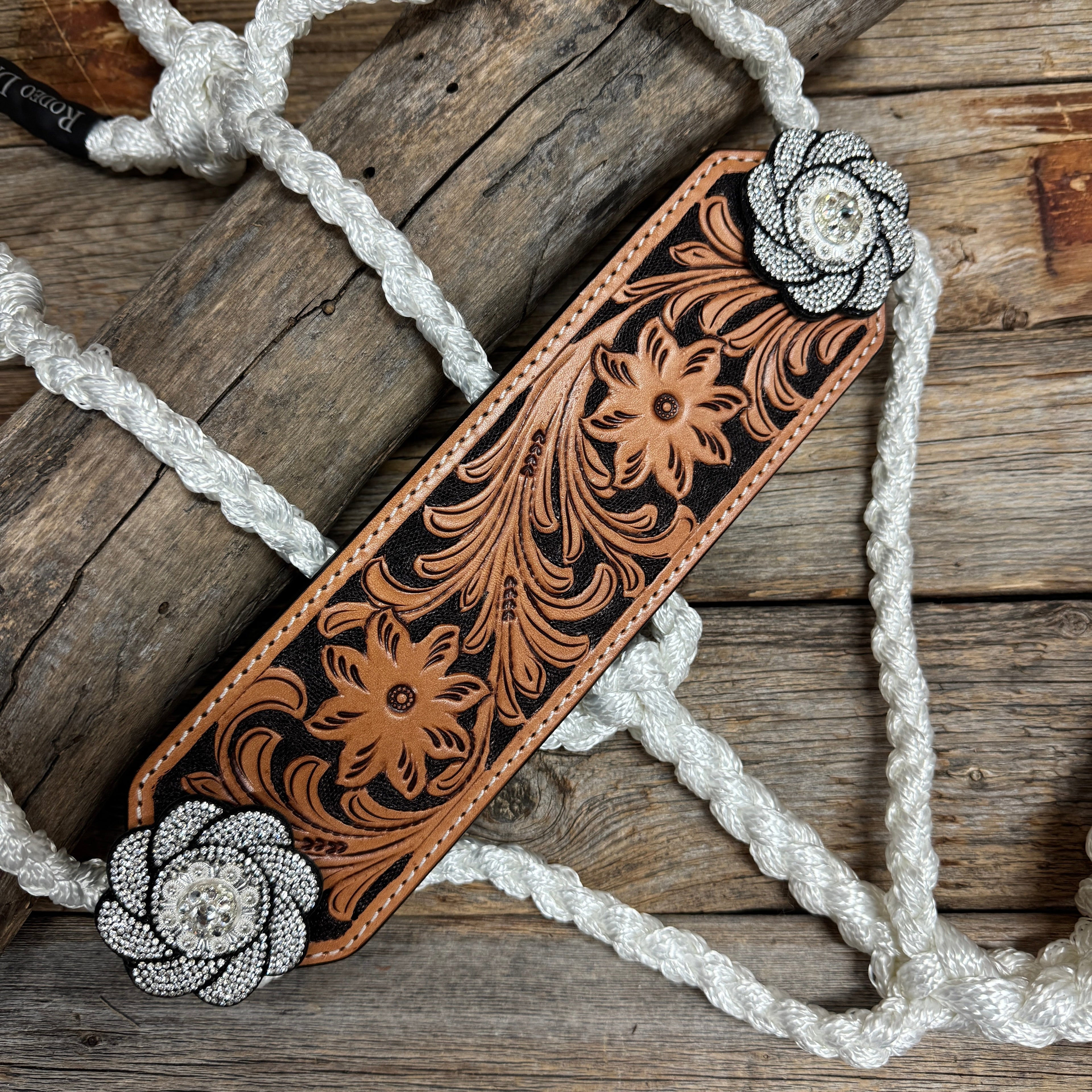 Bronc Noseband Mule Tape Halter with Bright Silver Clear Conchos #MT304 — view 3