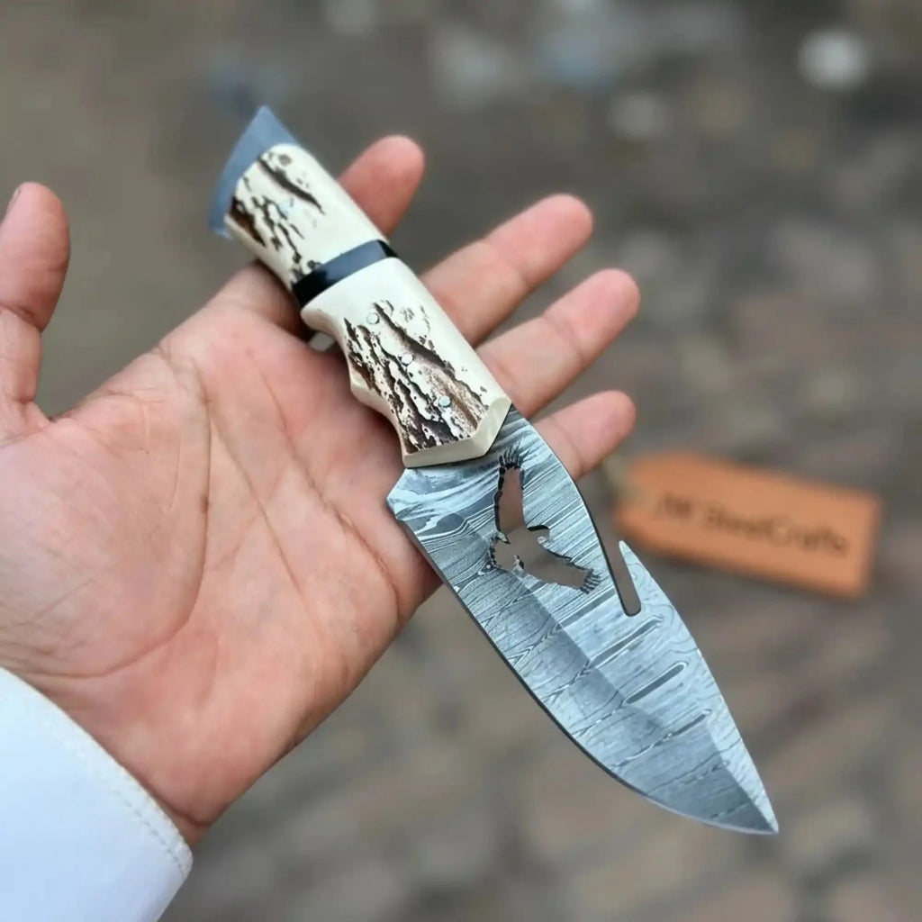 Handmade Damascus Gut Hook Hunting Knife Fixed Blade Synthetic Stag Handle with Eagle Engraving