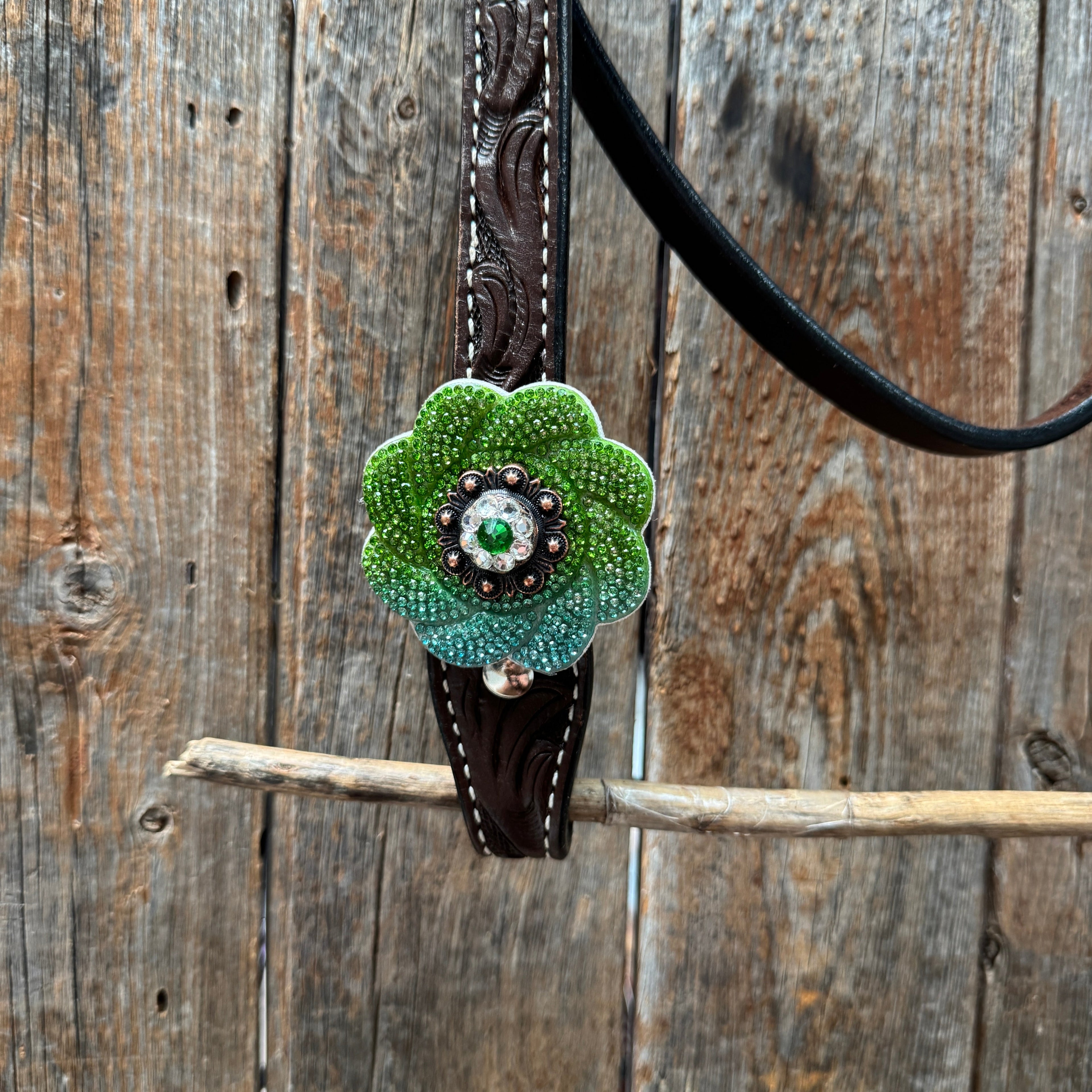 Dark Oil Floral Tooled Fern and Clear Browband & Breastcollar Tack Set #BBBC652 — view 4