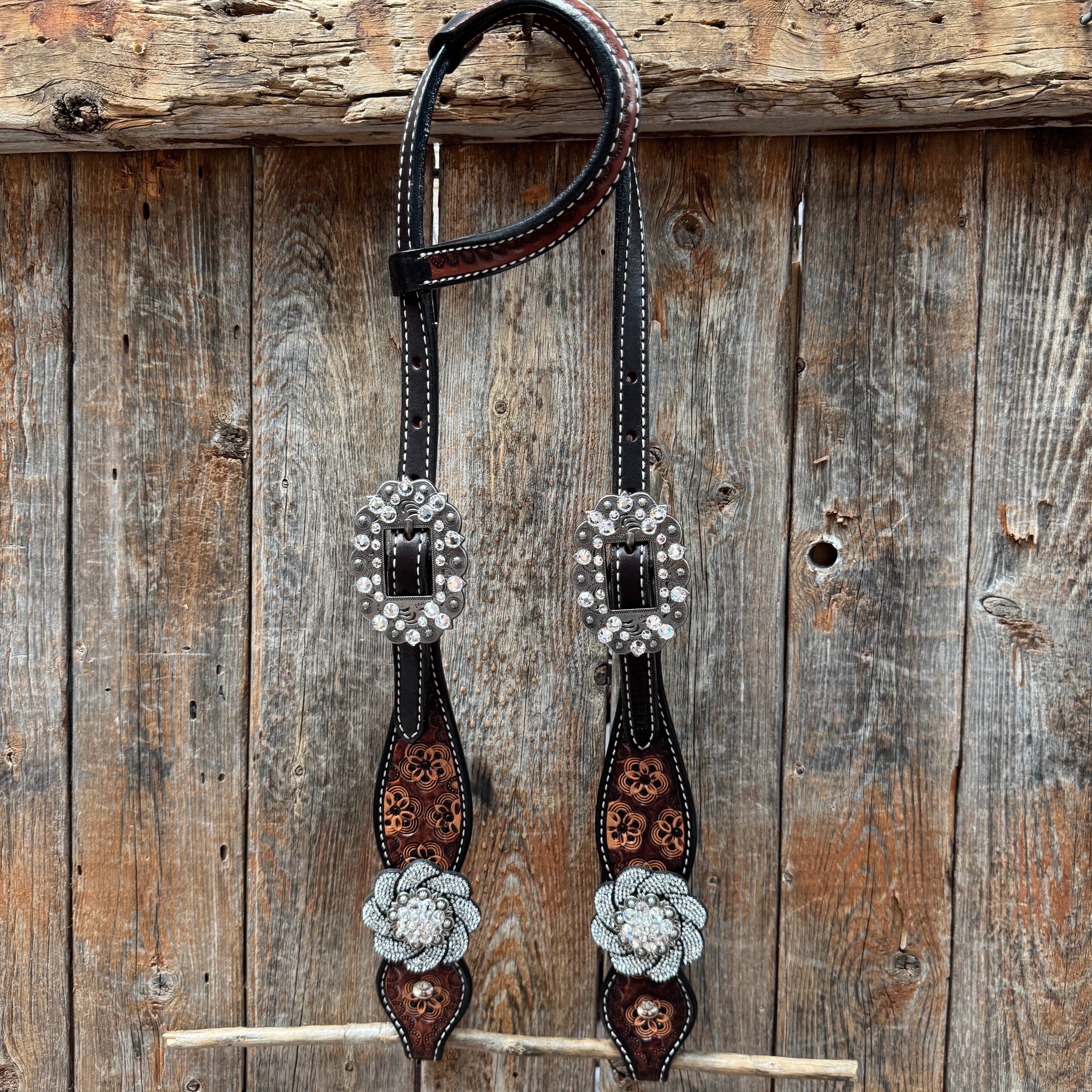 Flower Power Black and Clear One Ear Headstall & Breastcollar Tack Set #OEBC656 — view 2