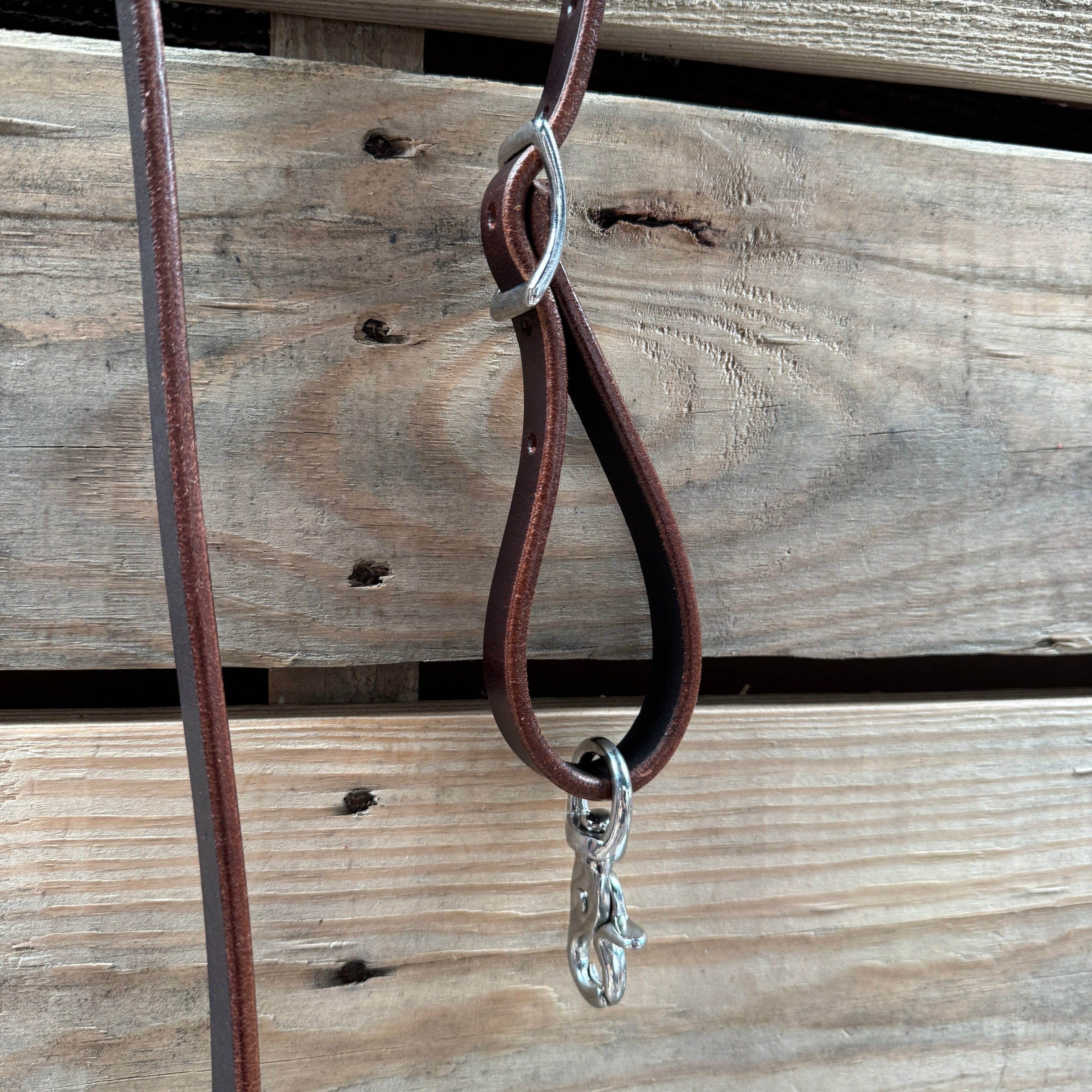 Black Single Rope Noseband Lariat with Leather Hanger #HAN107 — view 3