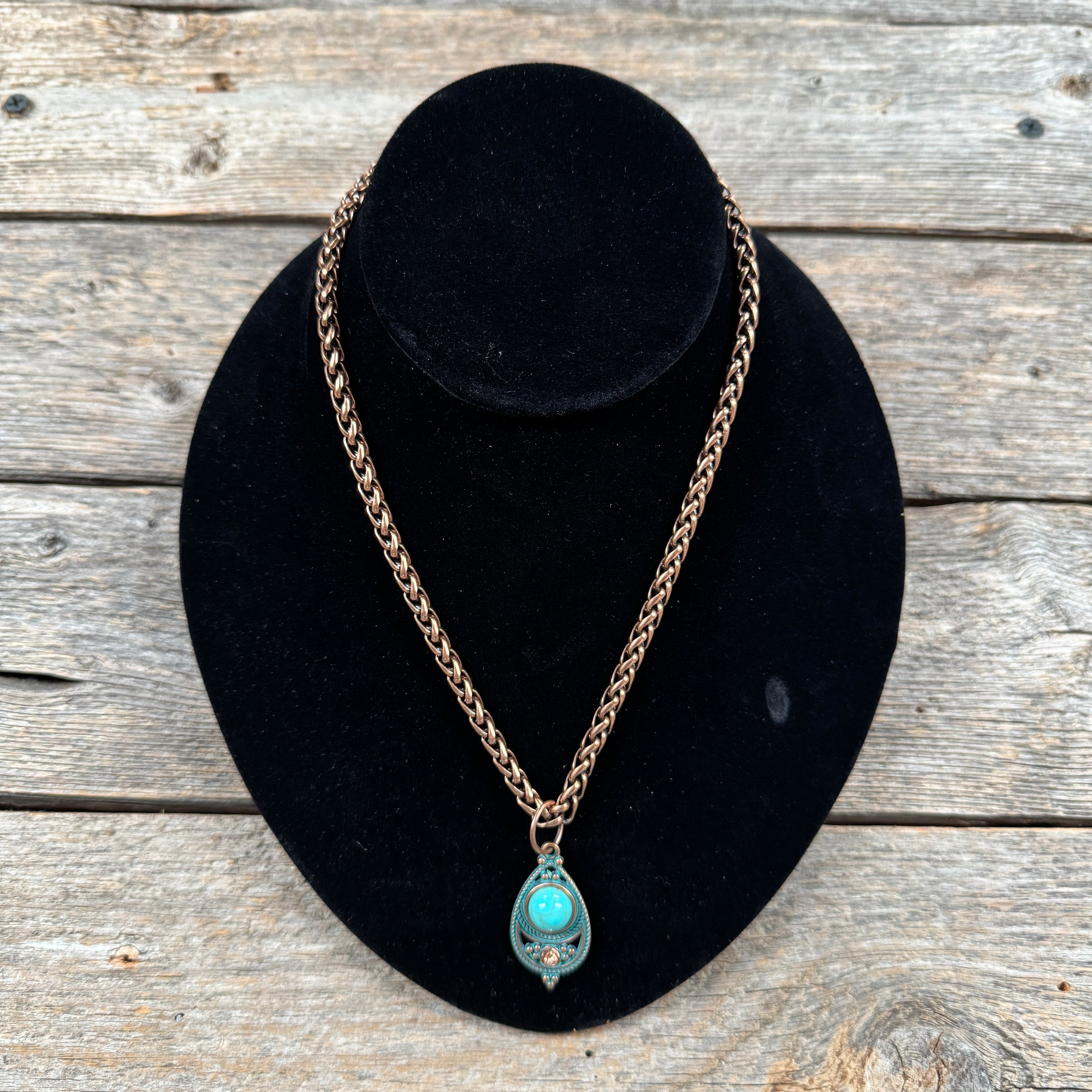 Copper Teardrop Fashion Turquoise Pendant Necklace