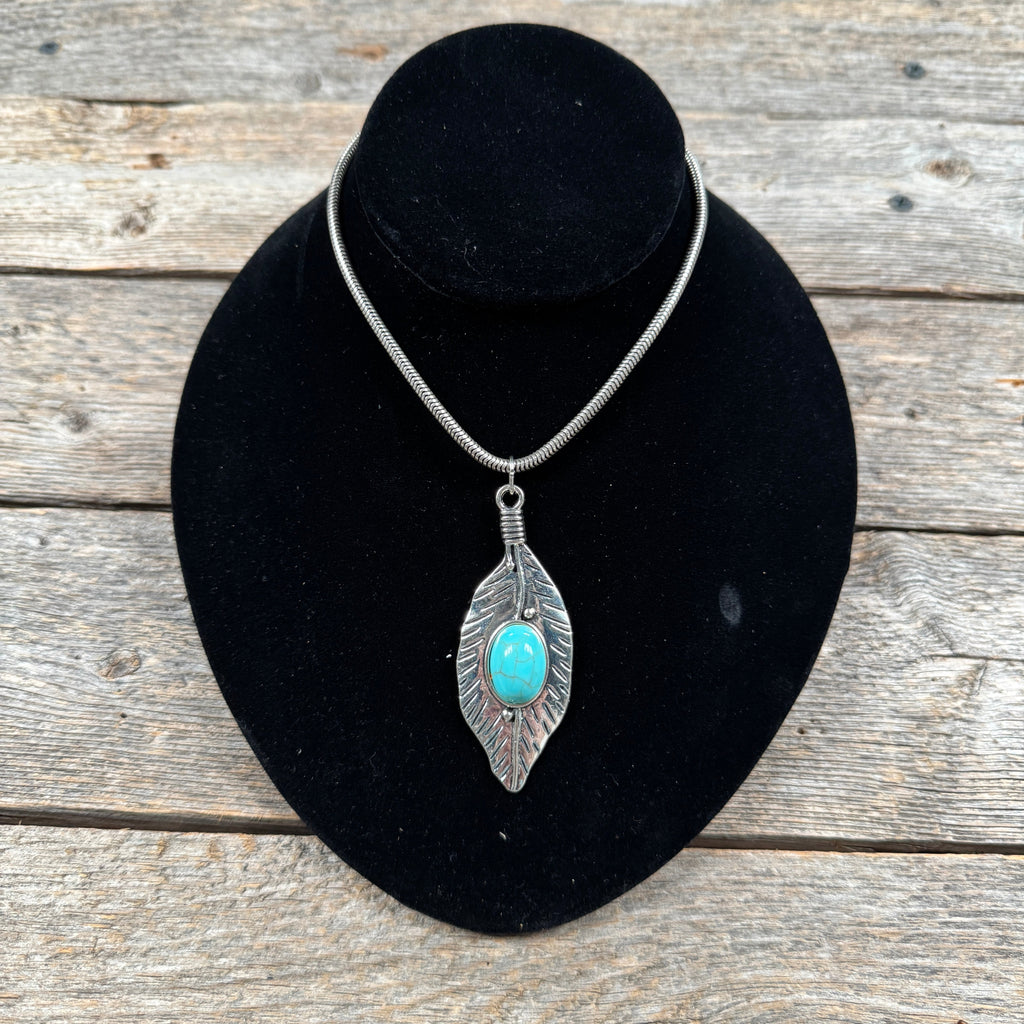 Feather Fashion Turquoise Pendant Necklace