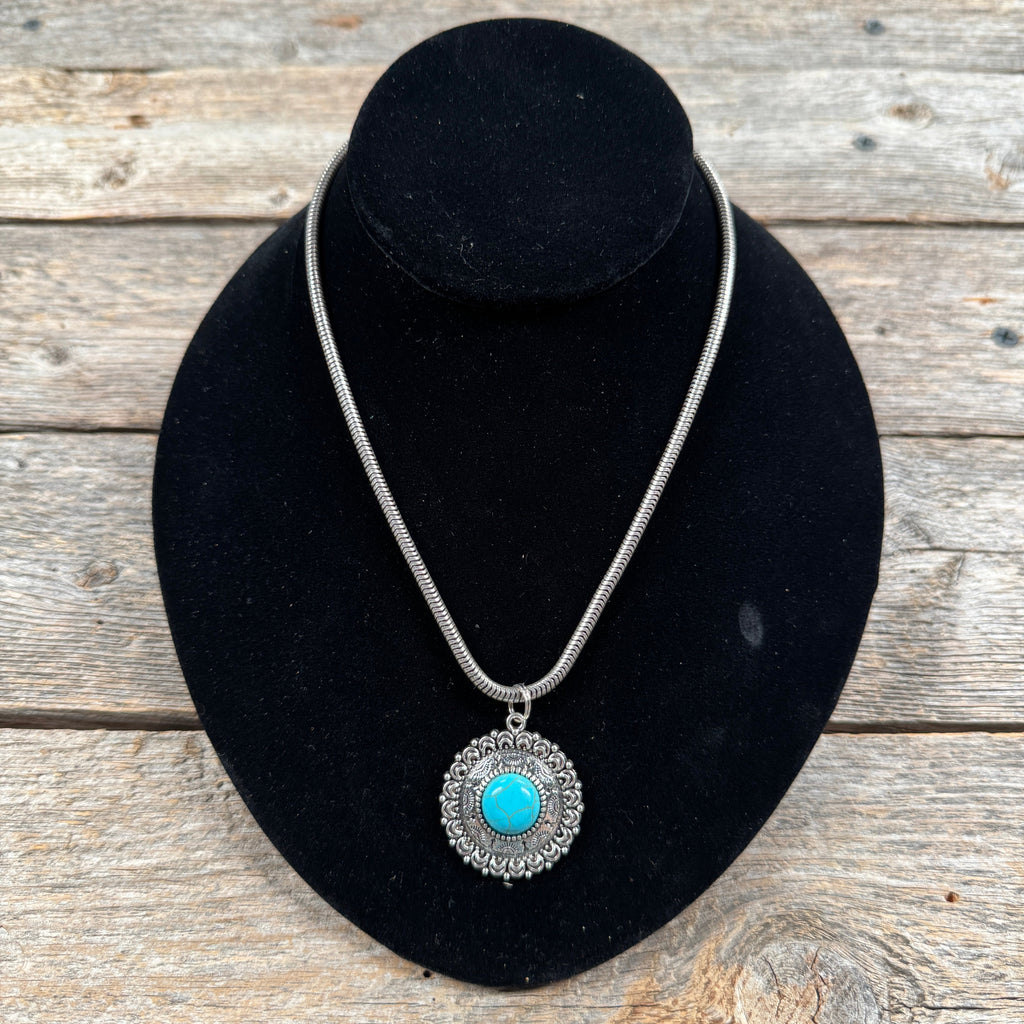 Circle Fashion Turquoise Pendant Necklace