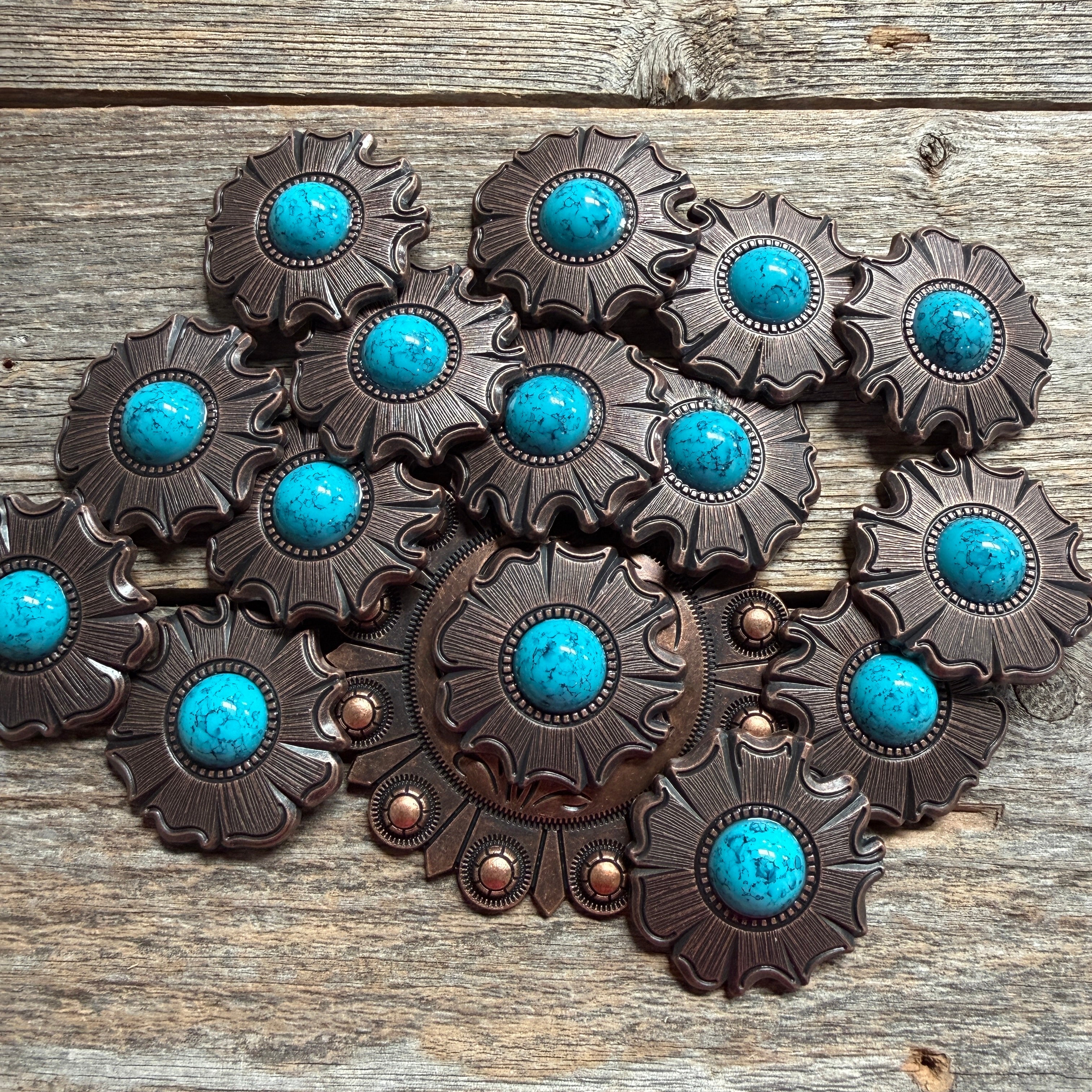 Copper Turquoise Round Western Concho W128