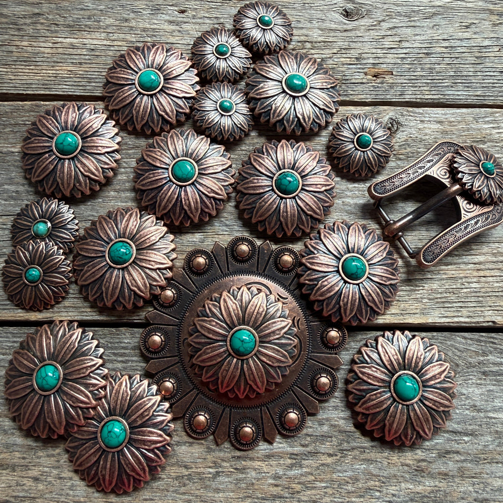 Copper Daisy Turquoise Western Concho W132